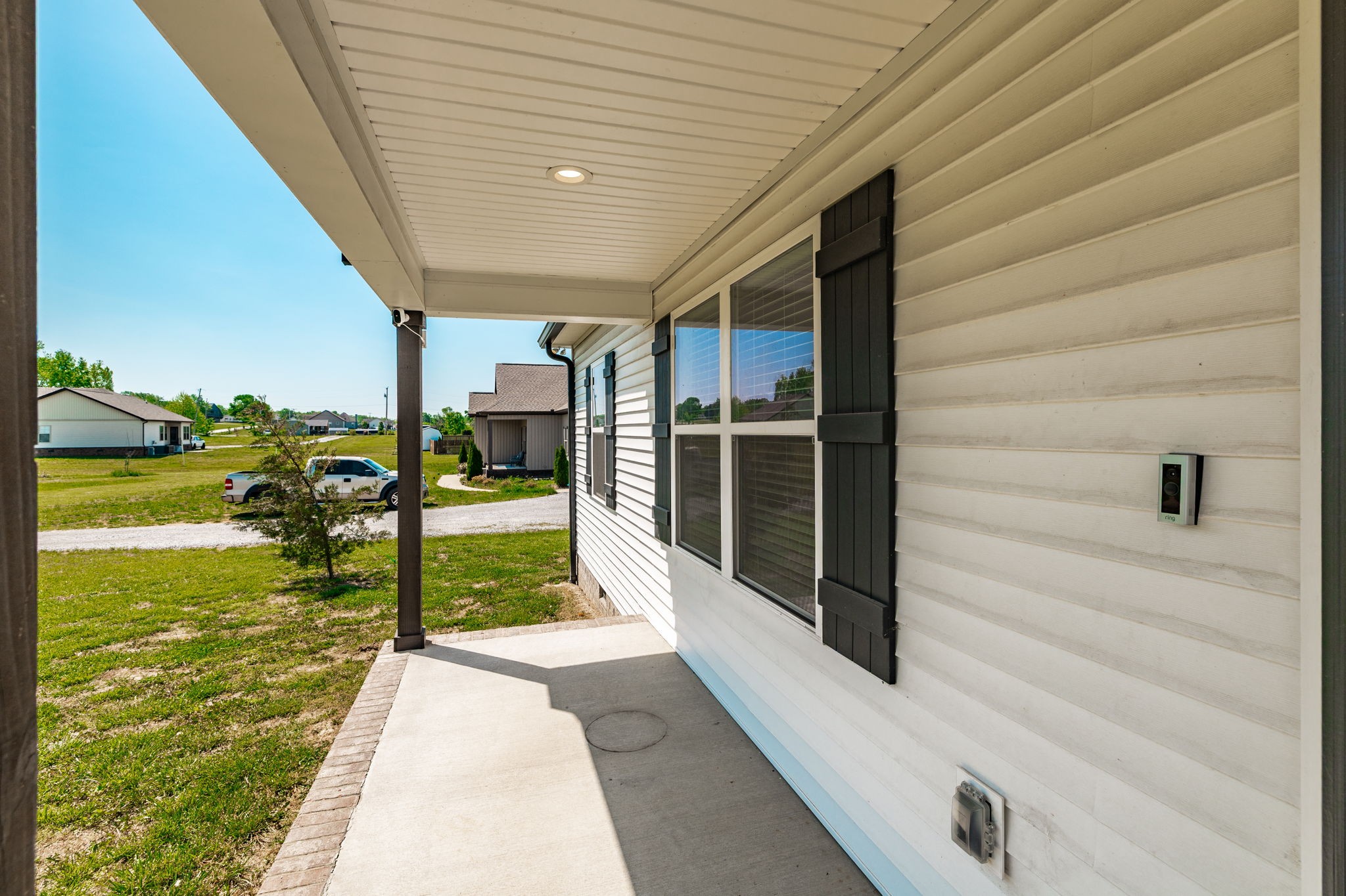 1323 N Corinth Rd