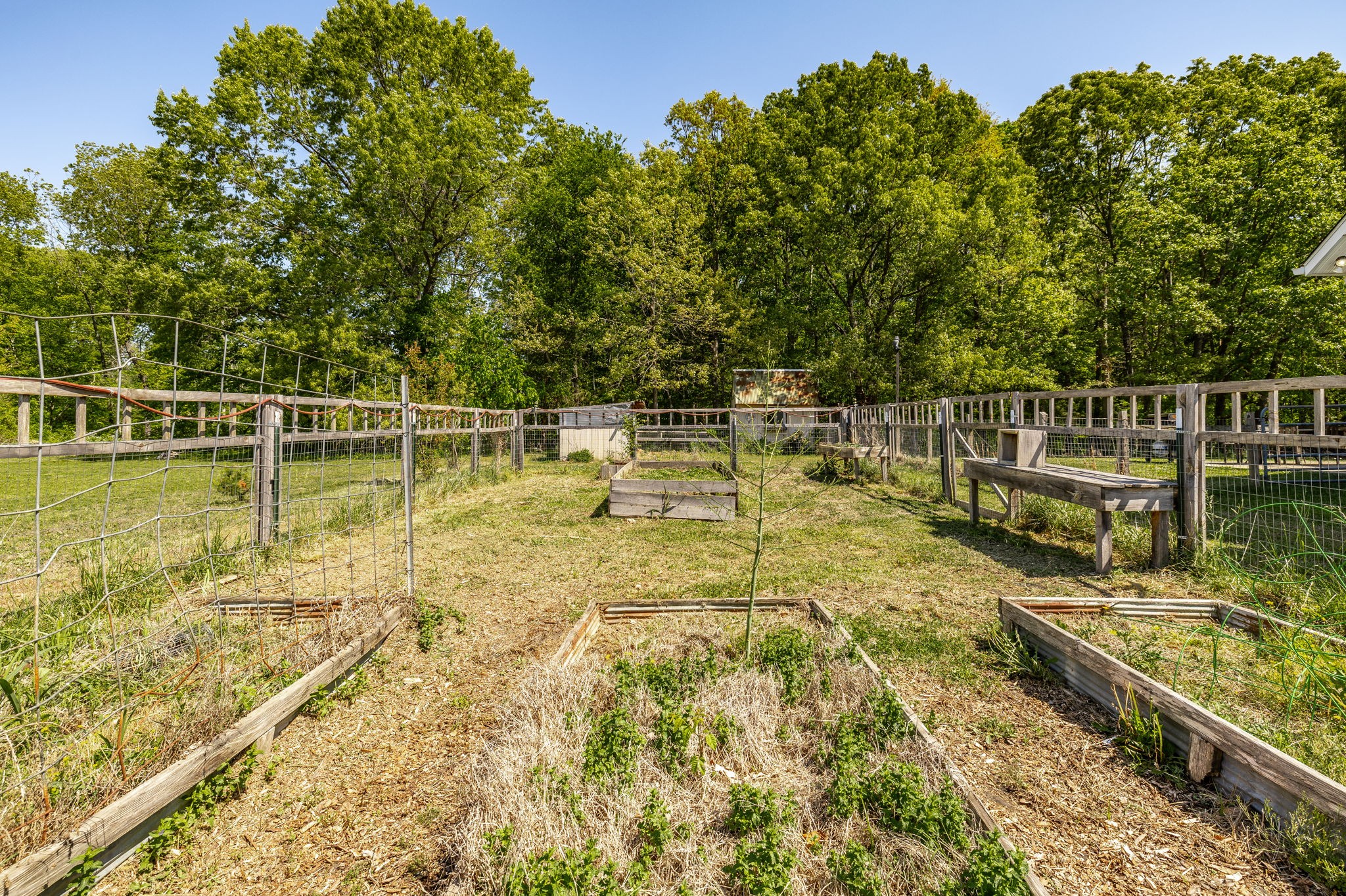 237 Lear Rd