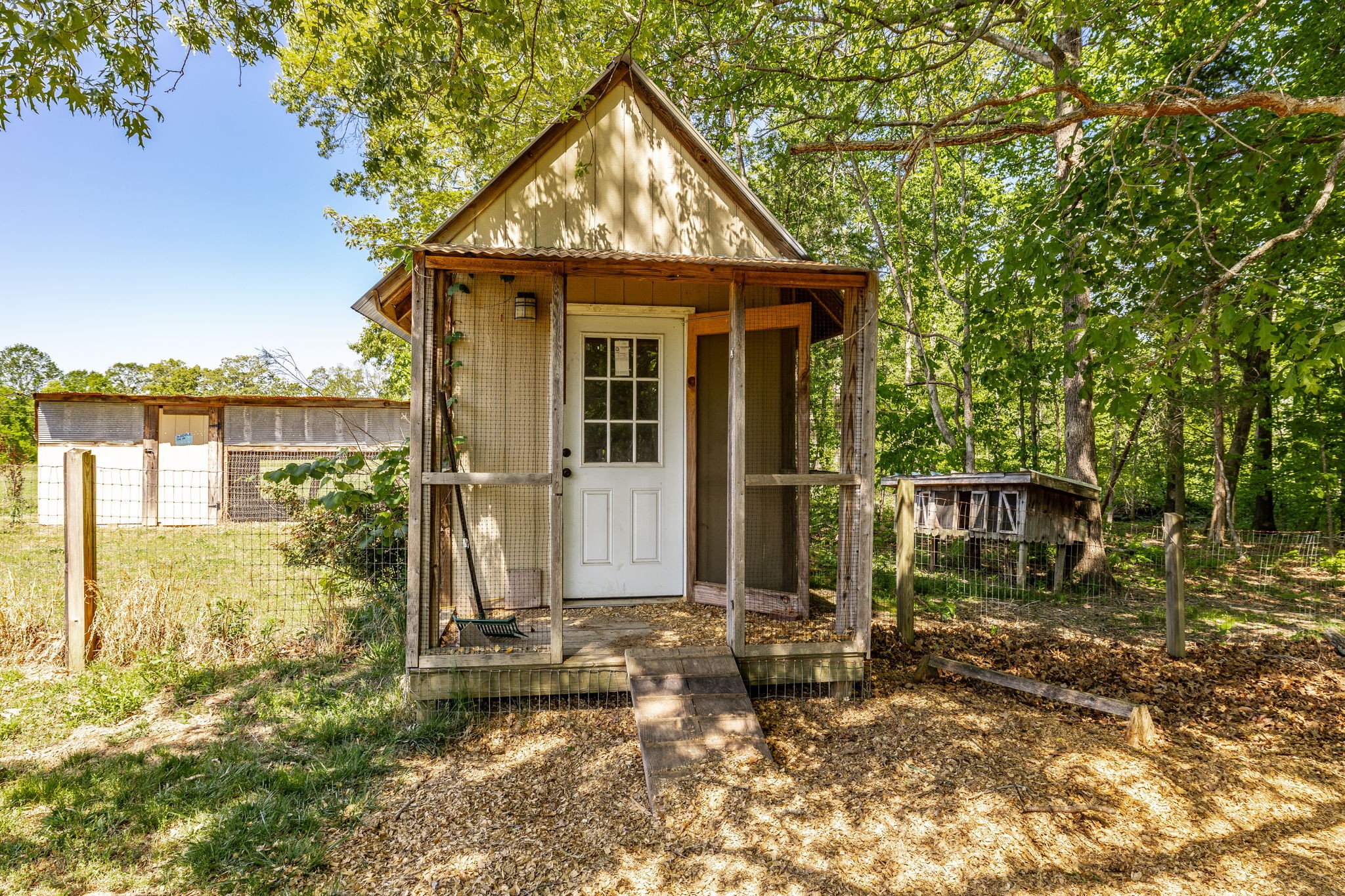 237 Lear Rd