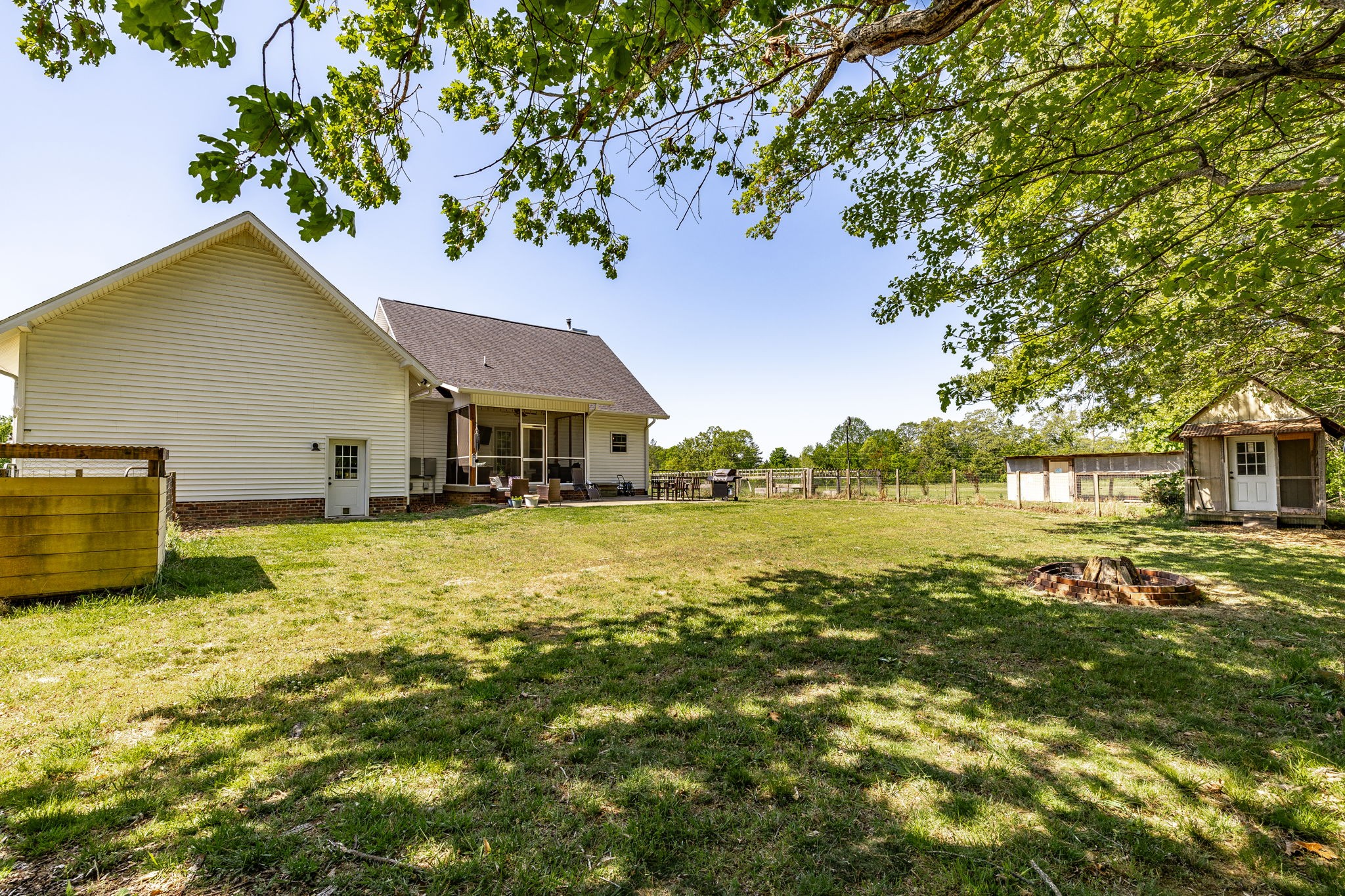 237 Lear Rd
