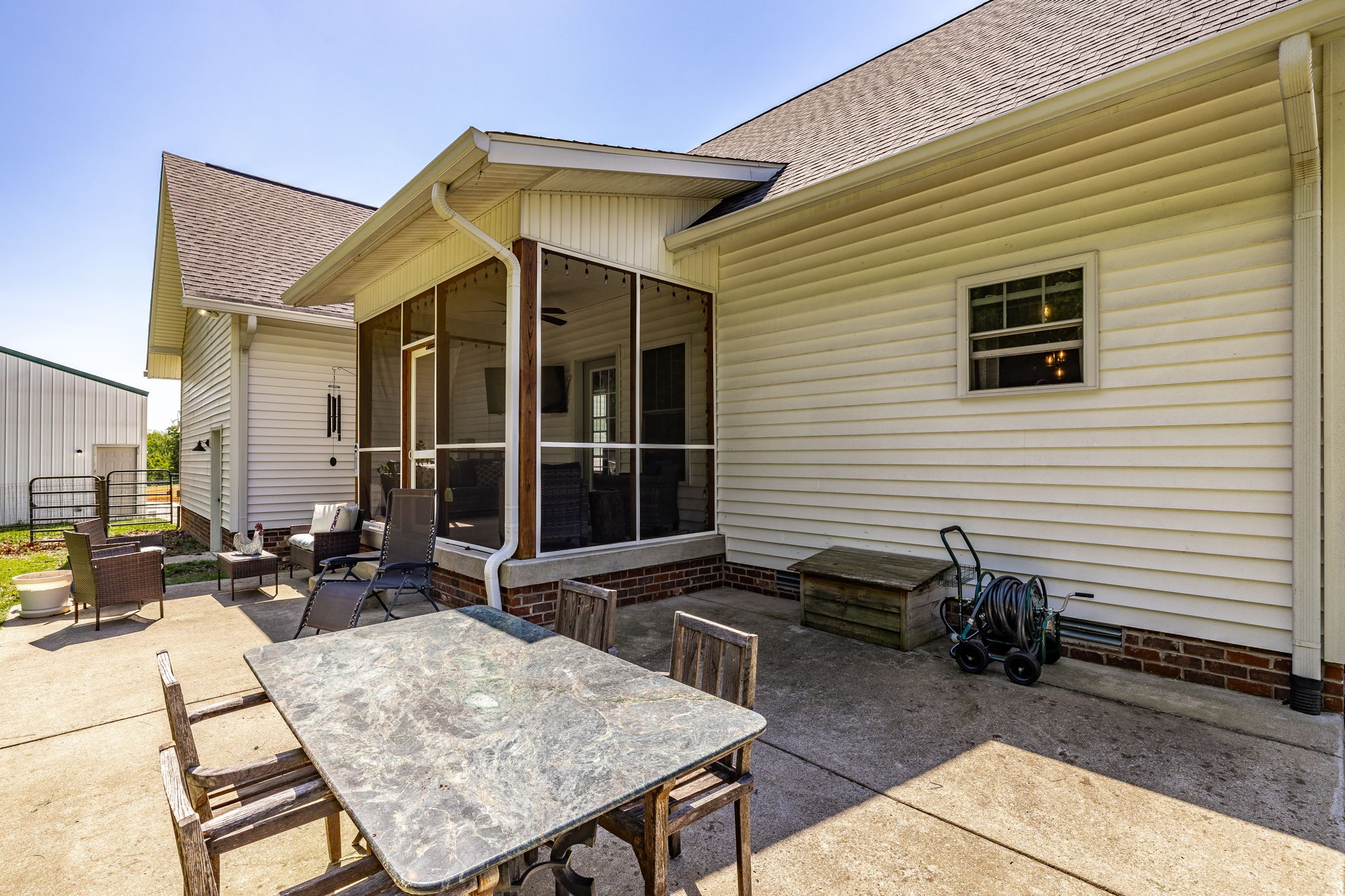 237 Lear Rd