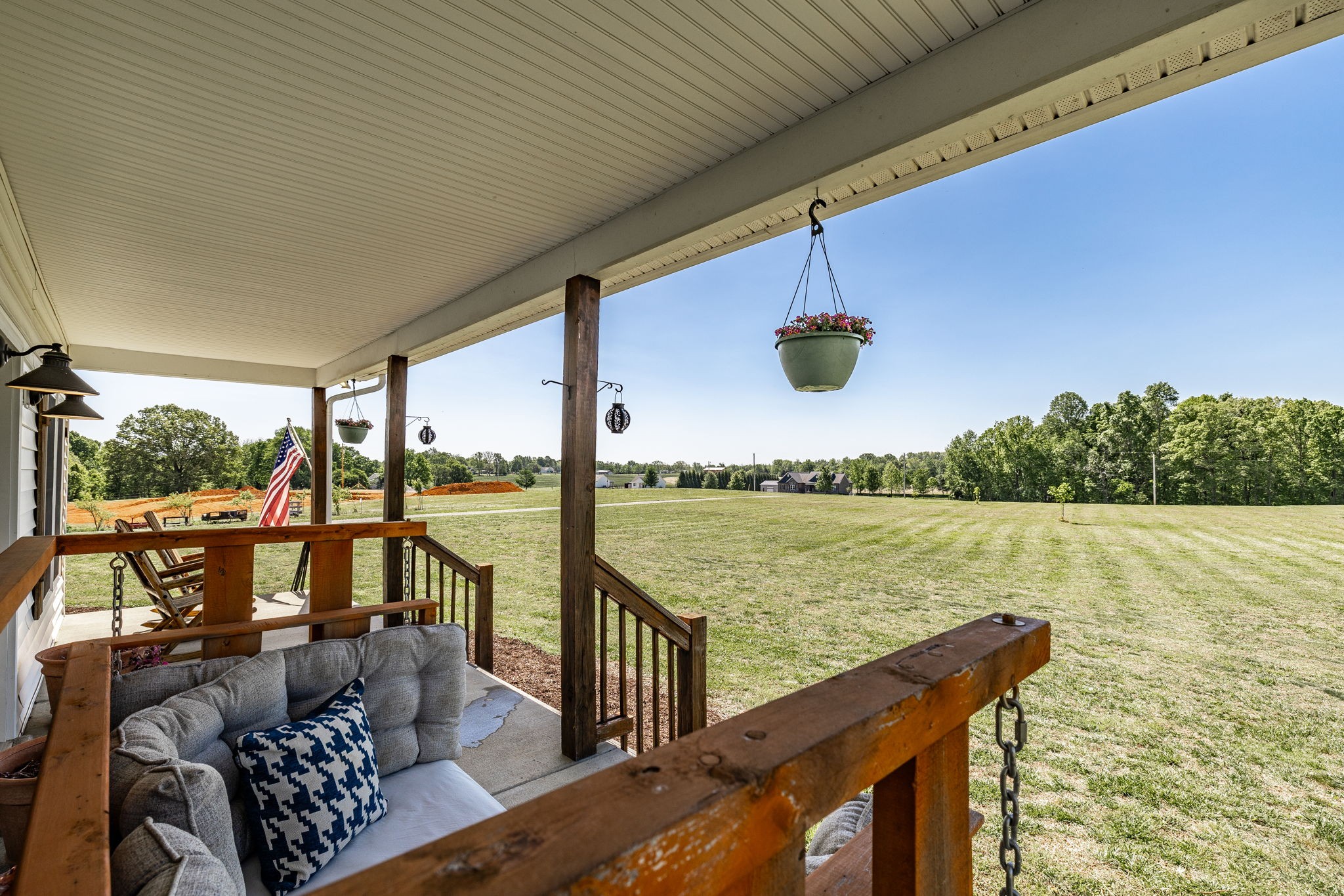 237 Lear Rd
