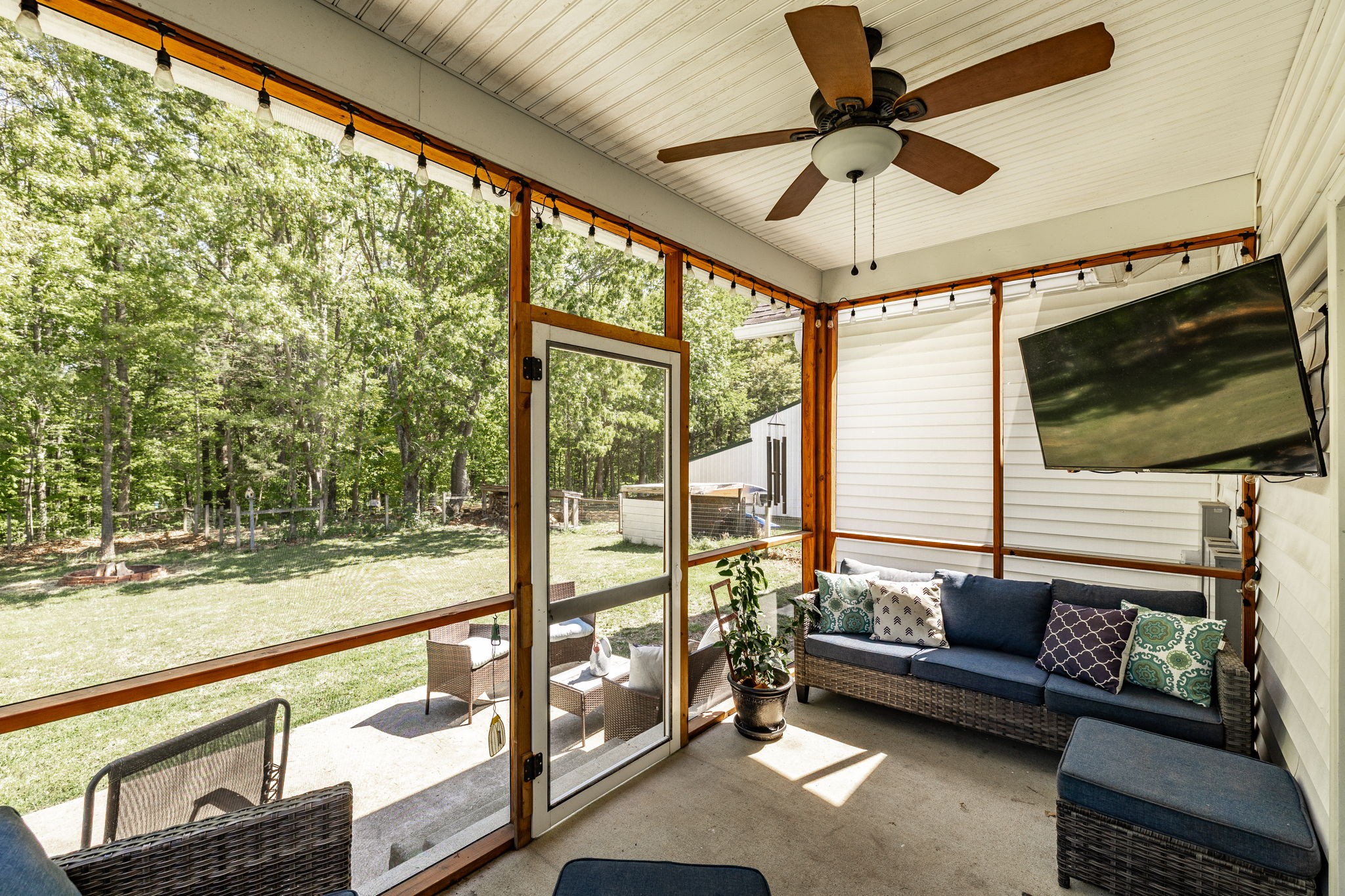 237 Lear Rd