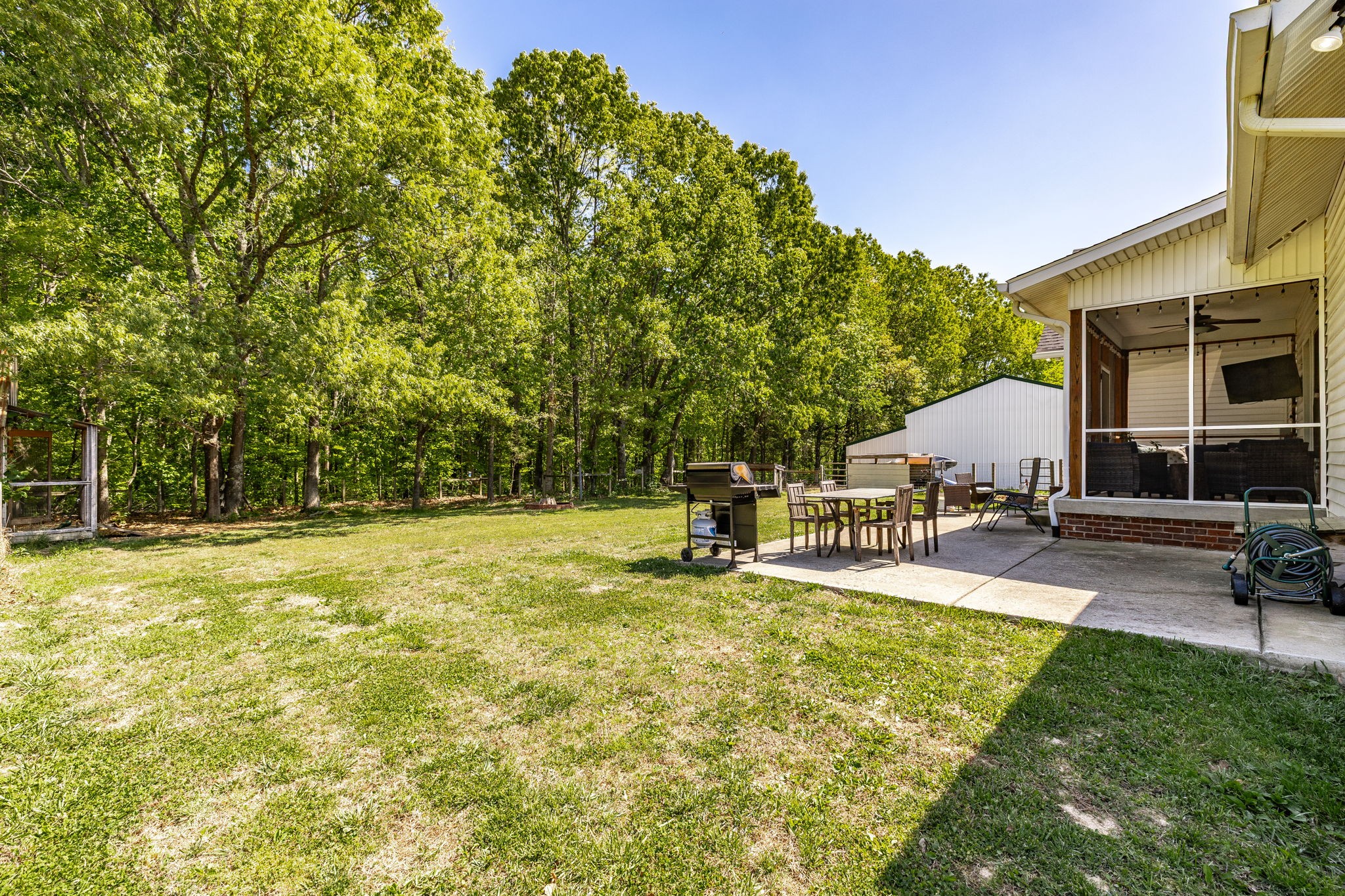 237 Lear Rd
