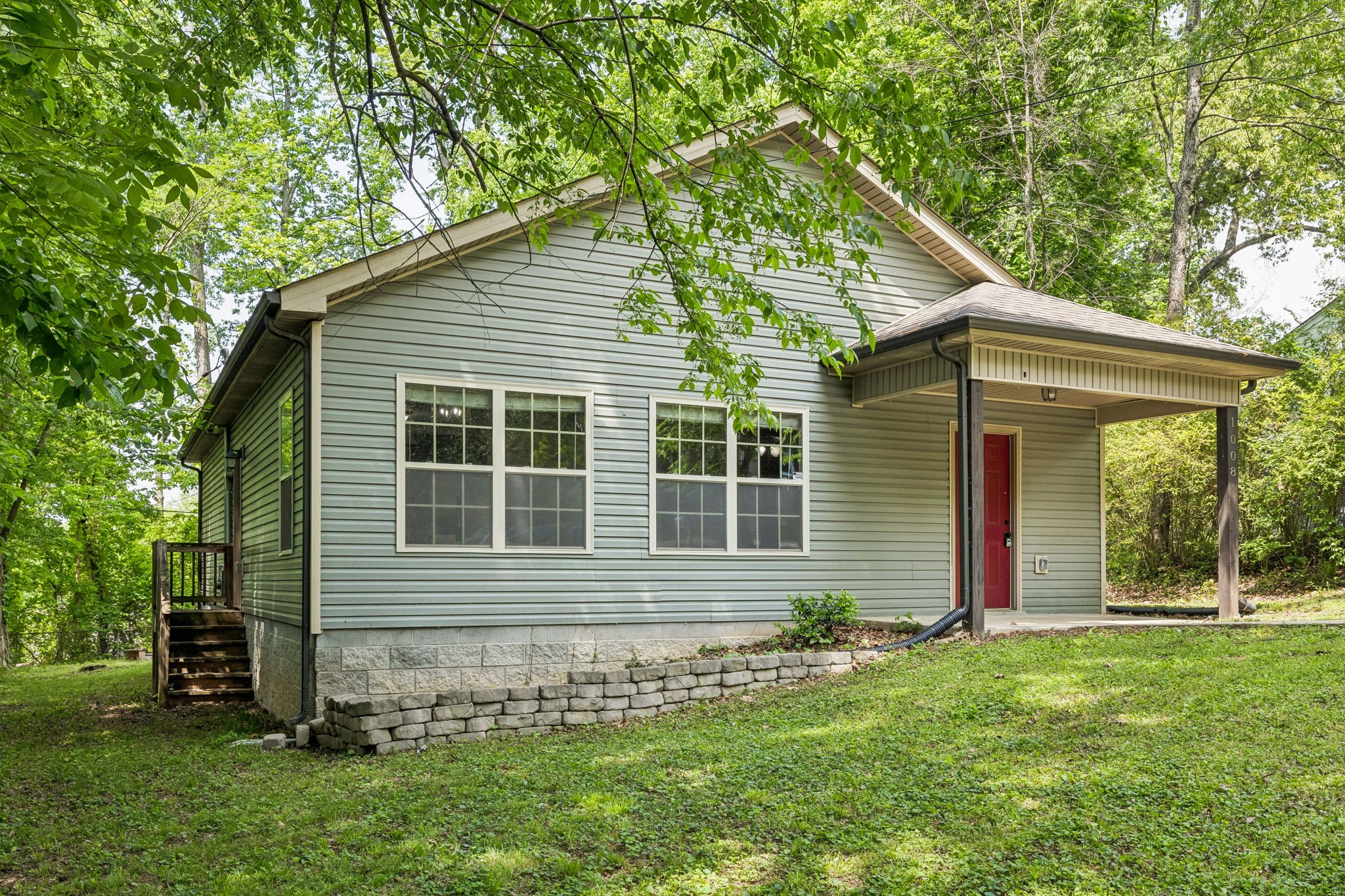 1008 Swift Dr
