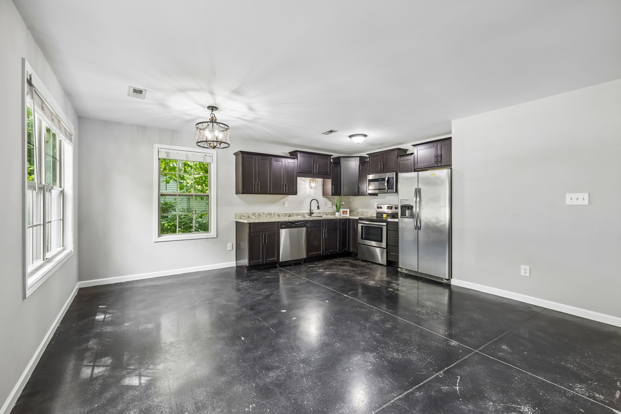 1008 Swift Dr
