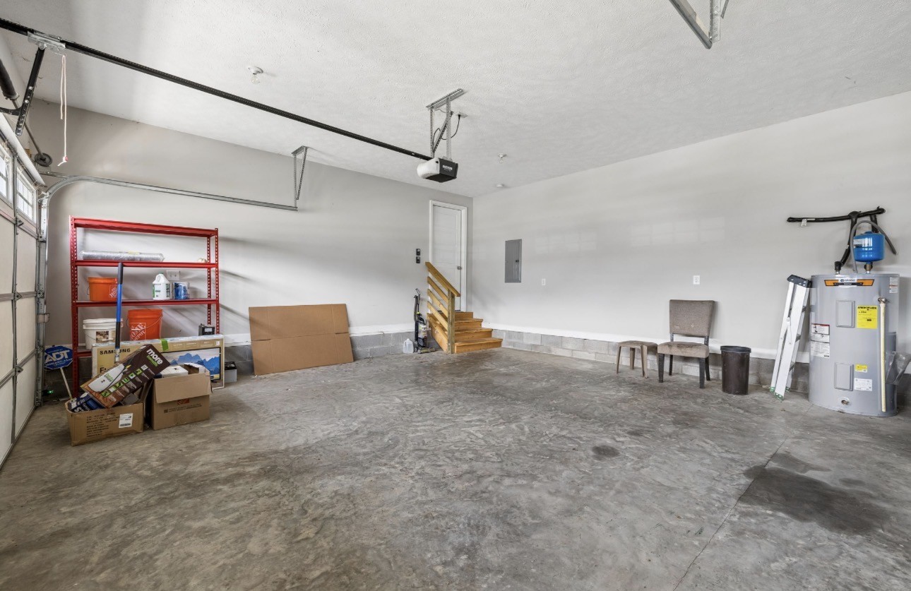 1584 Malone Way