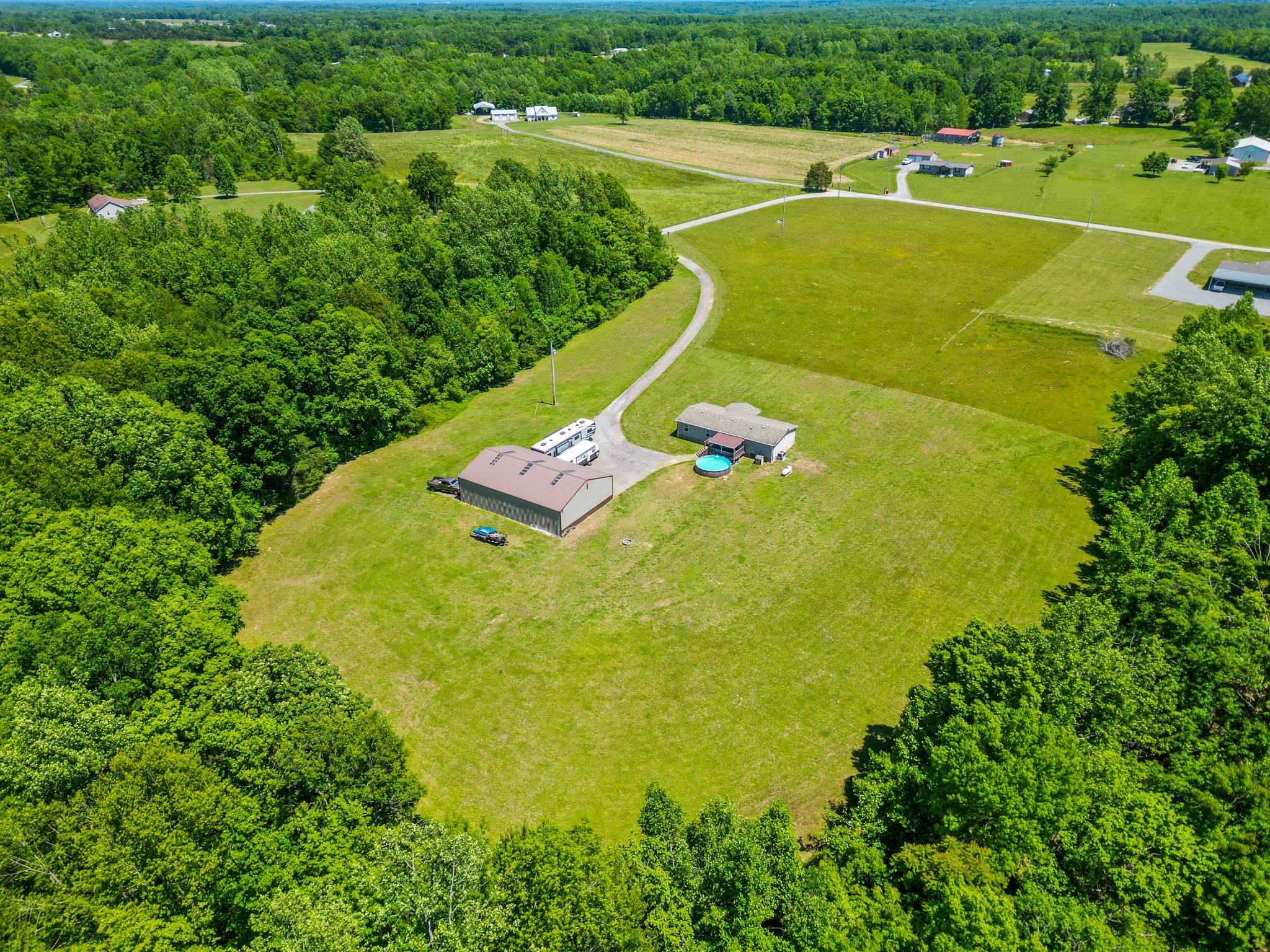 5555 King Robert Ln