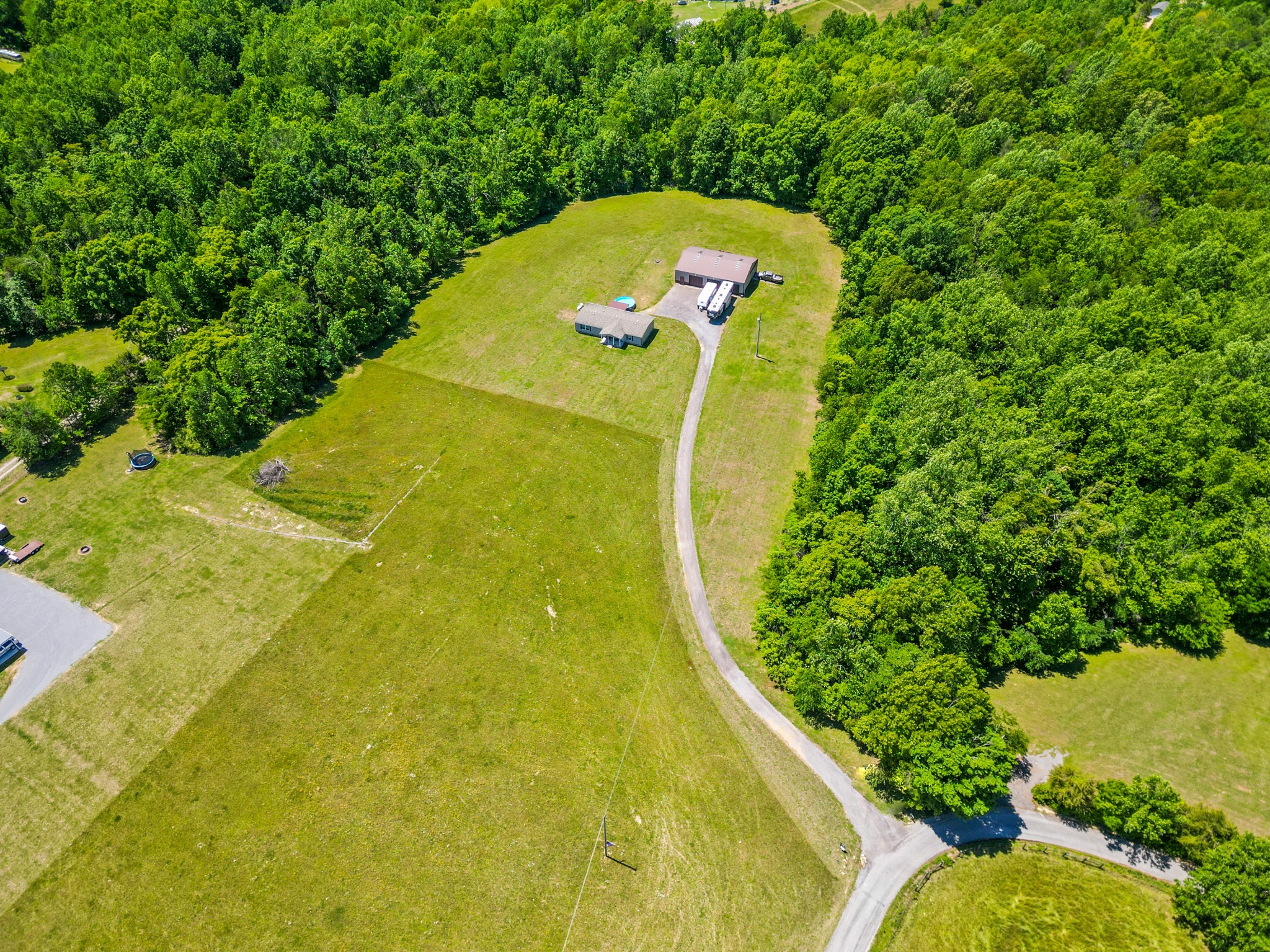 5555 King Robert Ln