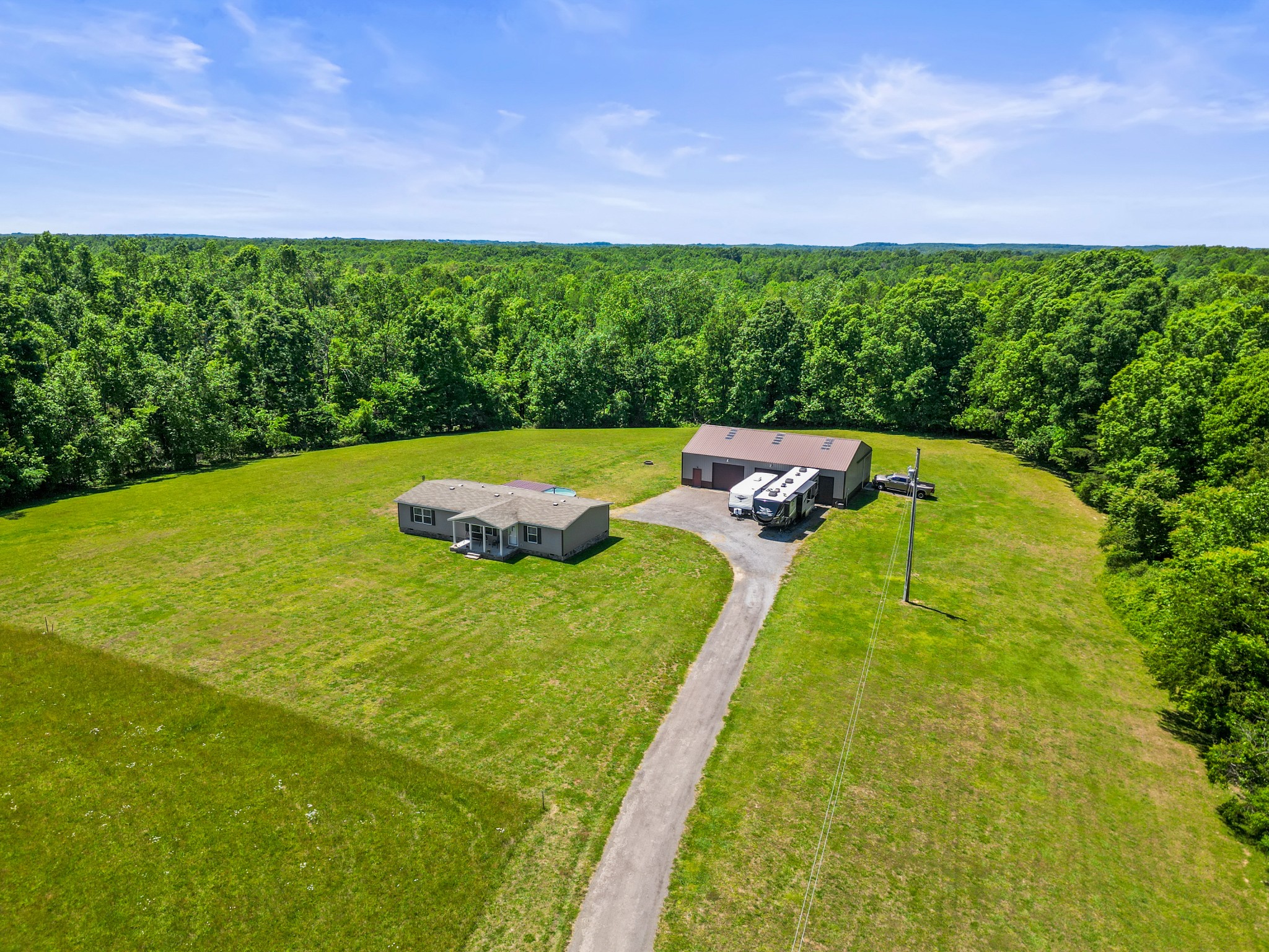 5555 King Robert Ln