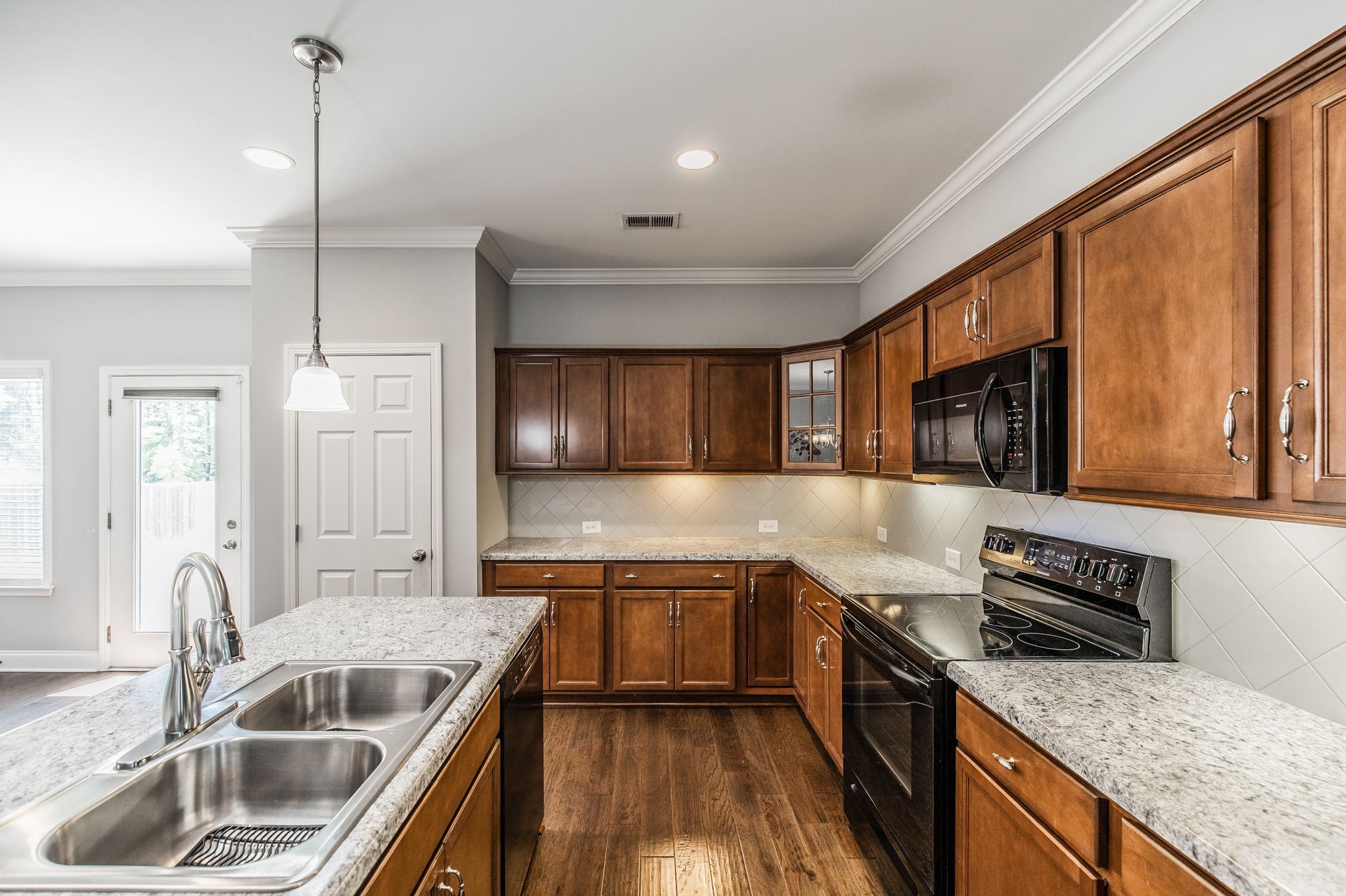 214 Telavera Dr