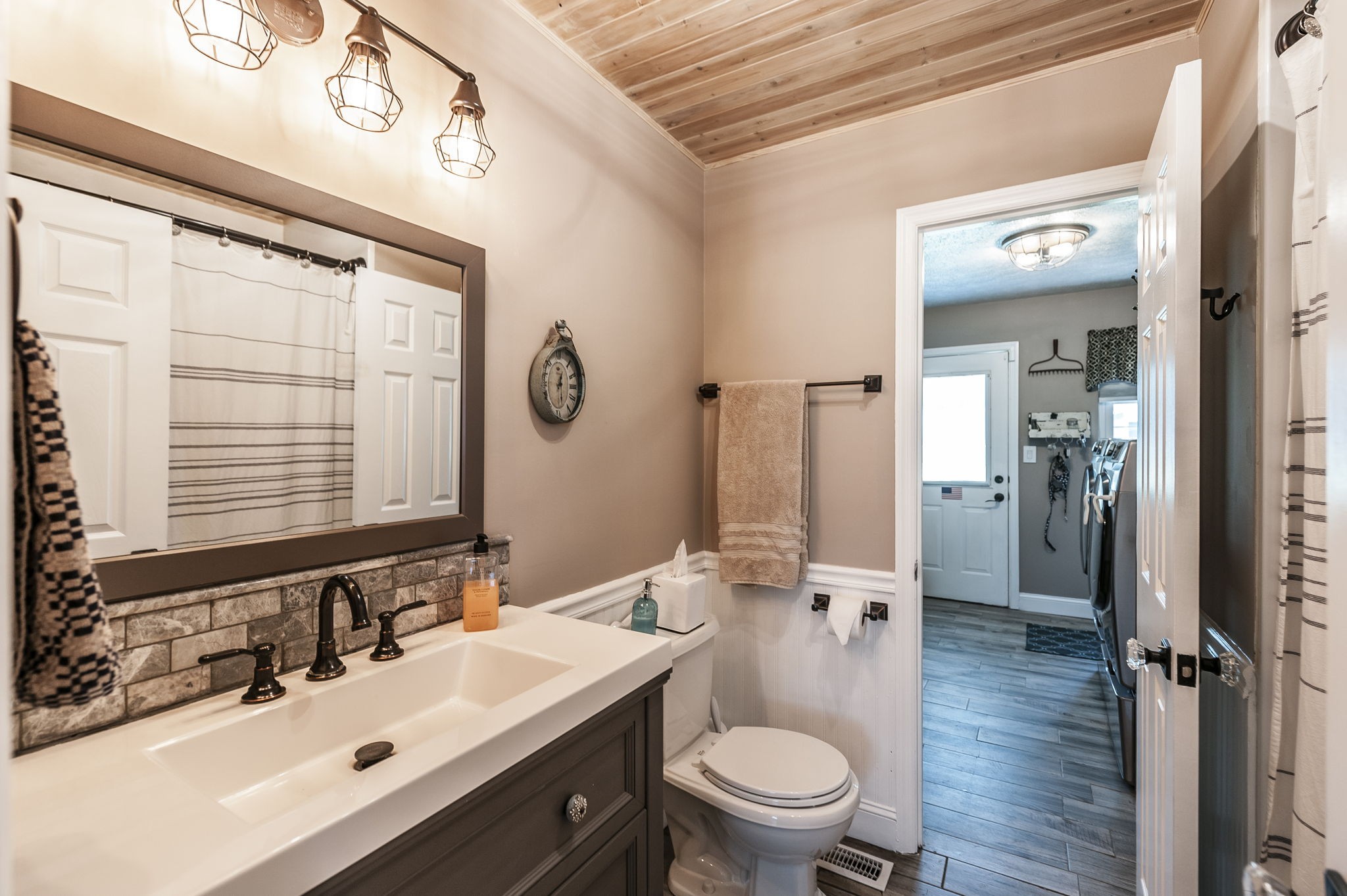 1511 Long Hollow Pike