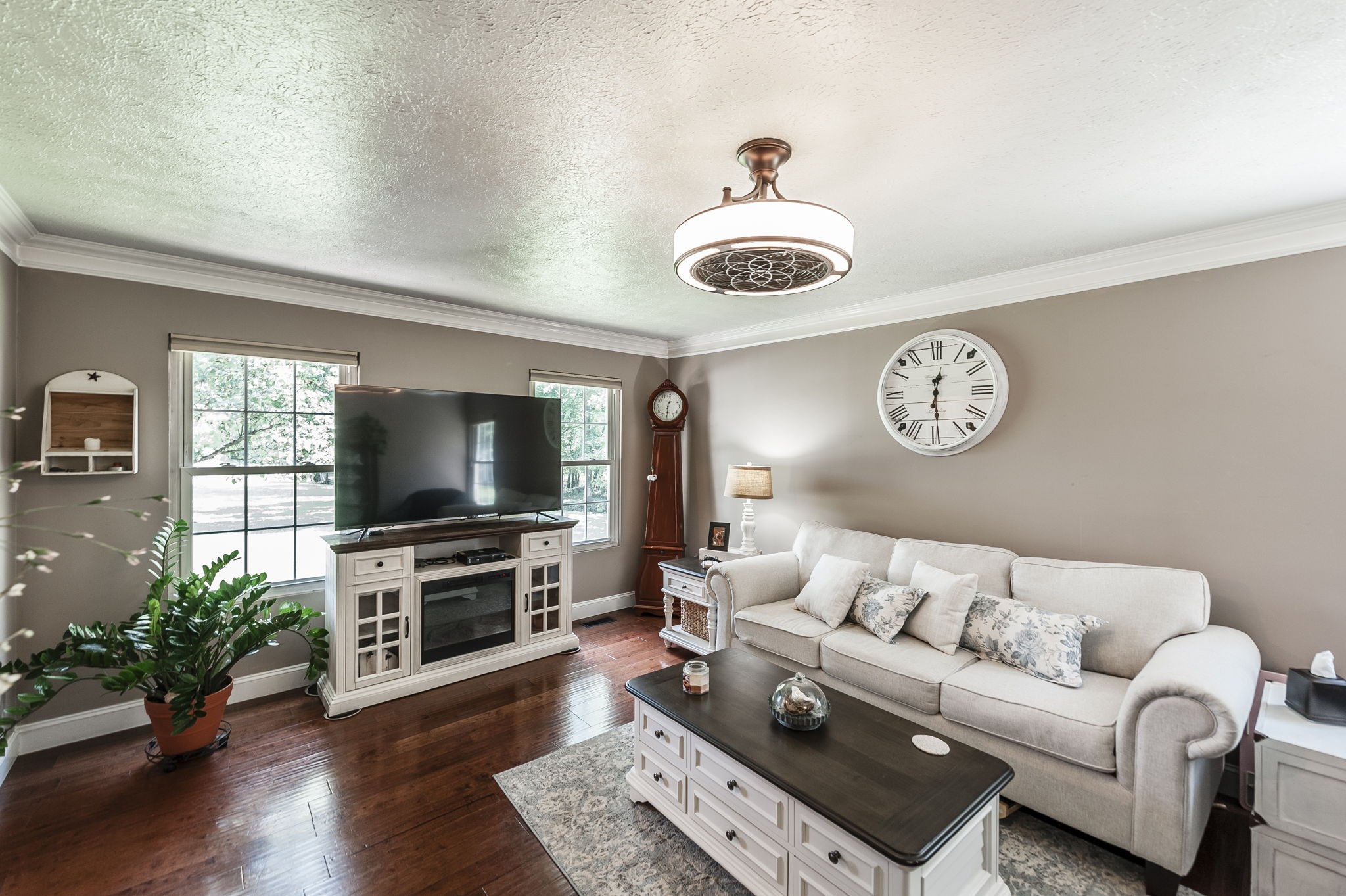 1511 Long Hollow Pike