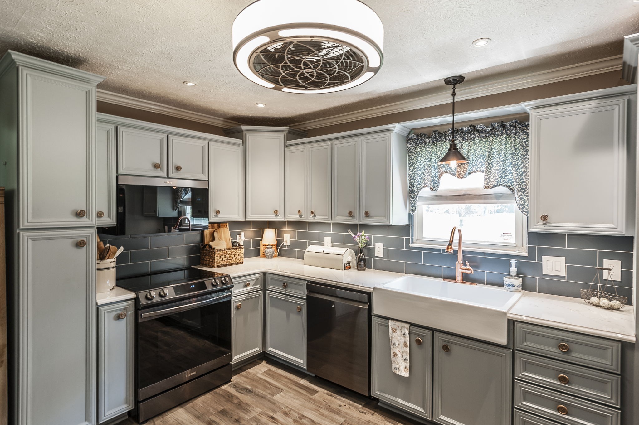 1511 Long Hollow Pike