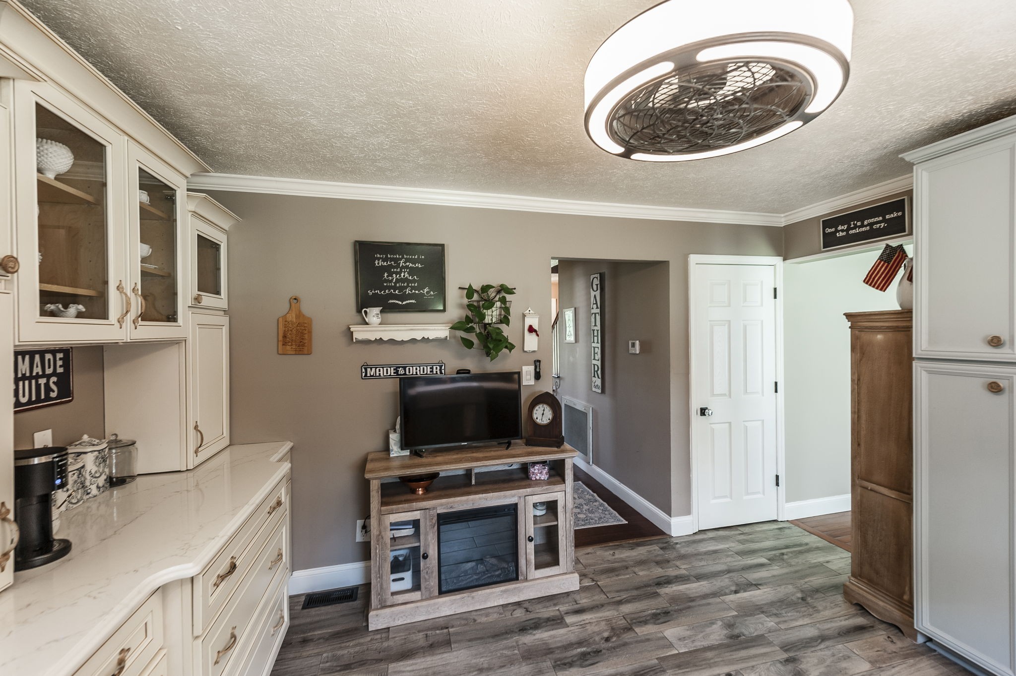 1511 Long Hollow Pike
