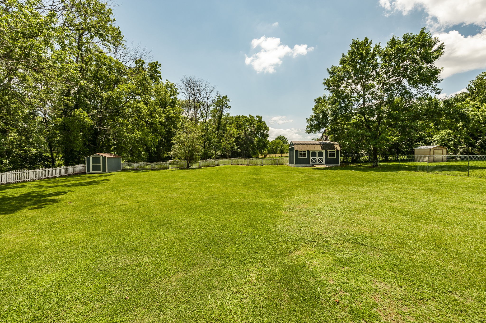 1511 Long Hollow Pike