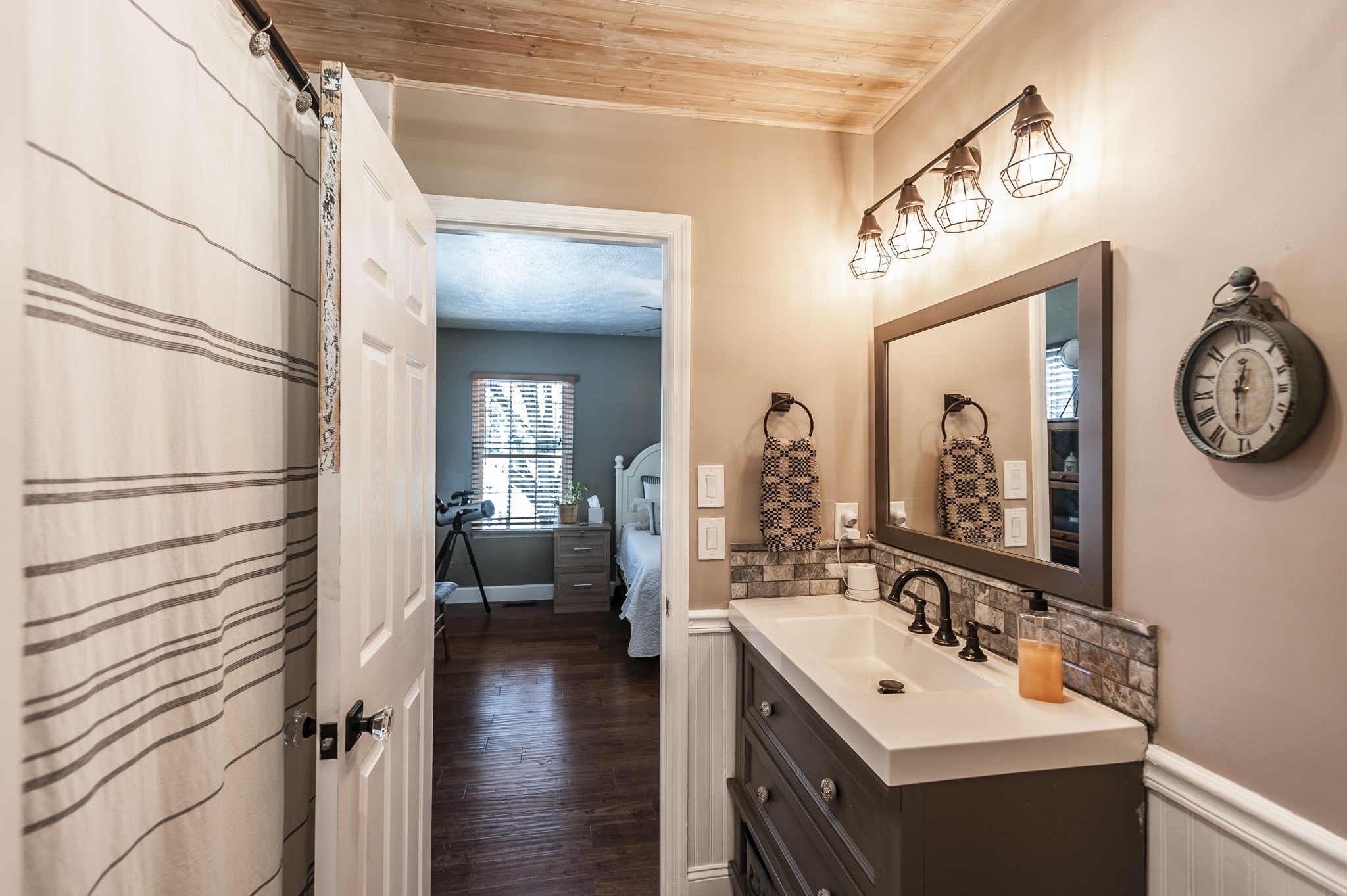 1511 Long Hollow Pike
