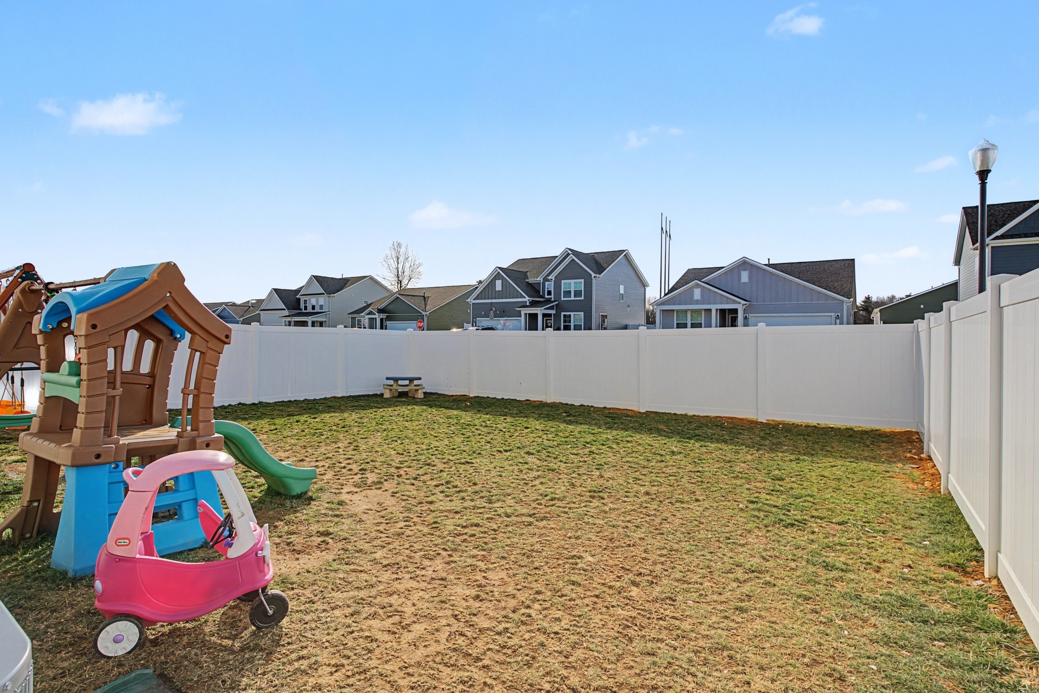3063 Oscar Dr