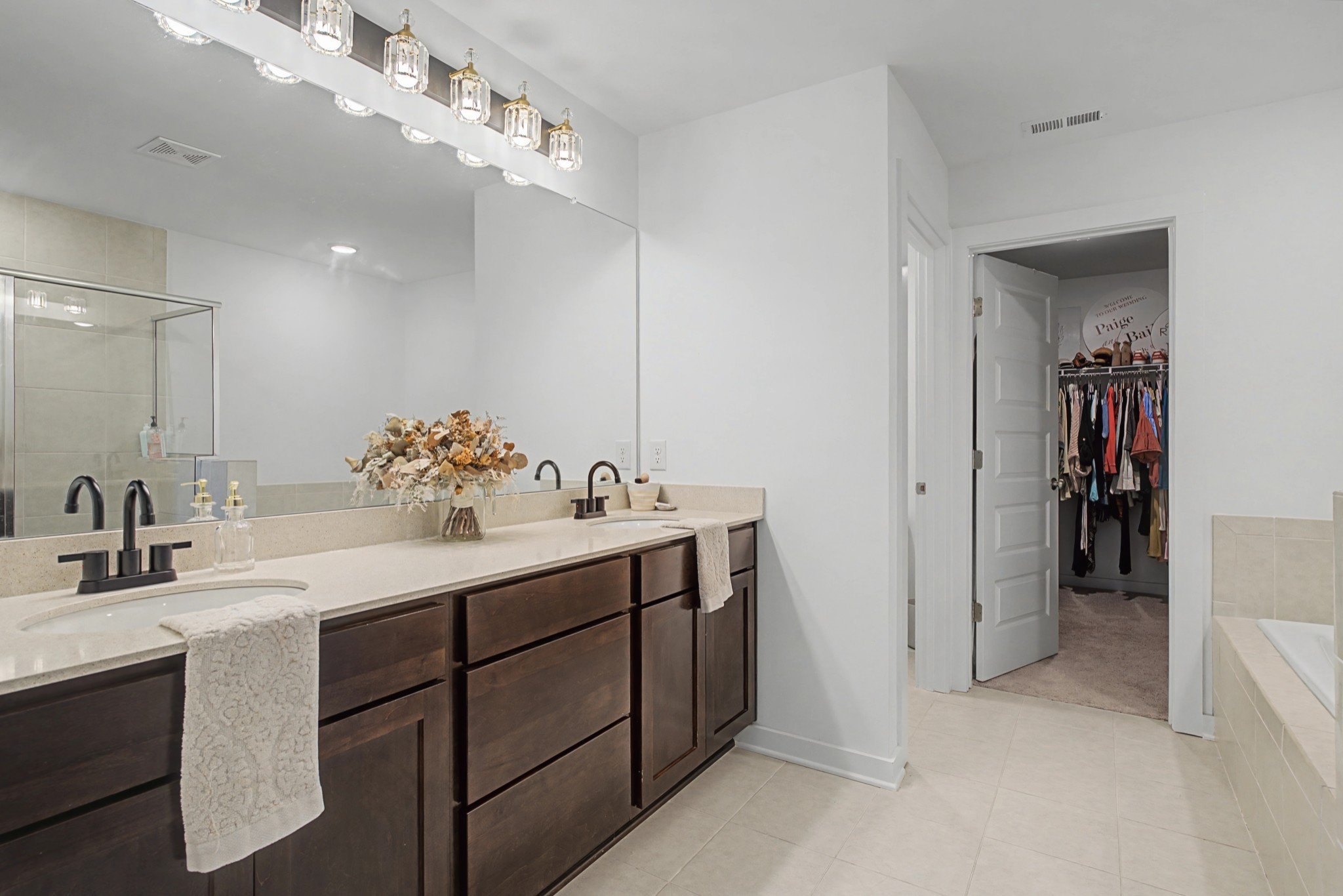 3063 Oscar Dr