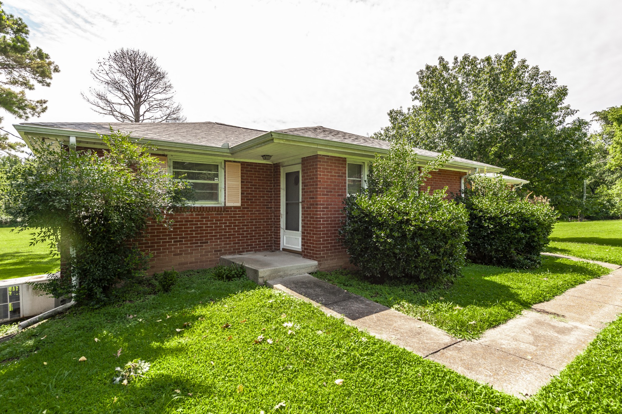 2510 Eastland Ave