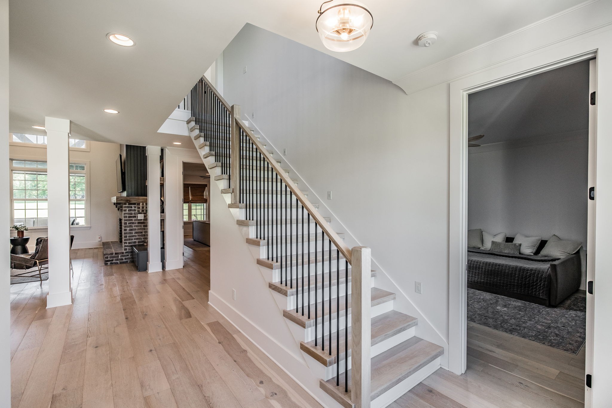 825B Douglas Bend Road