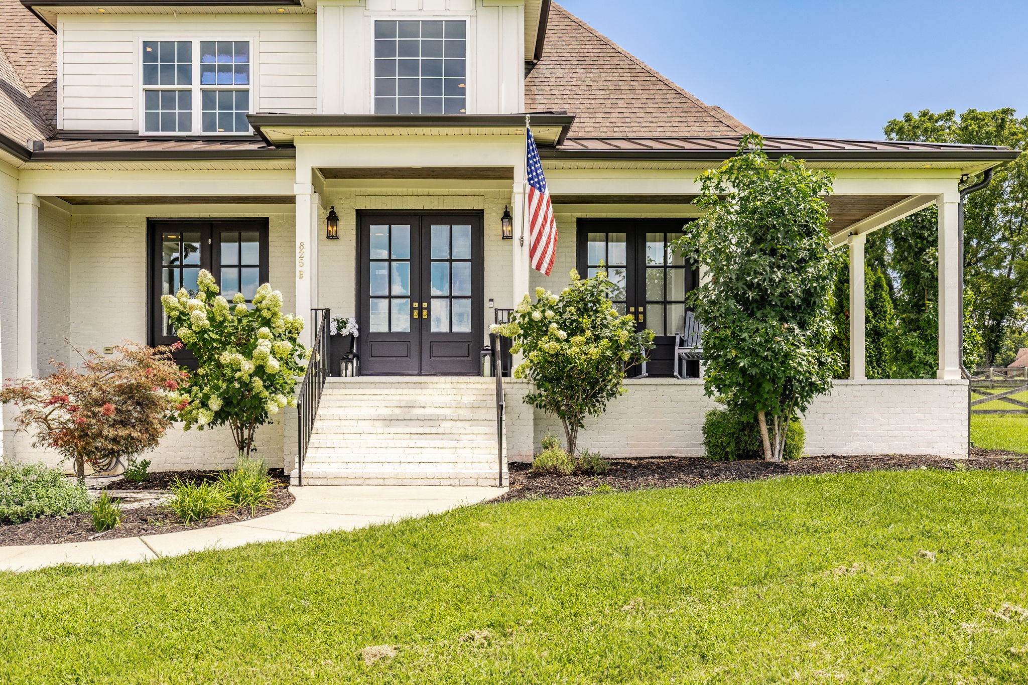 825B Douglas Bend Road