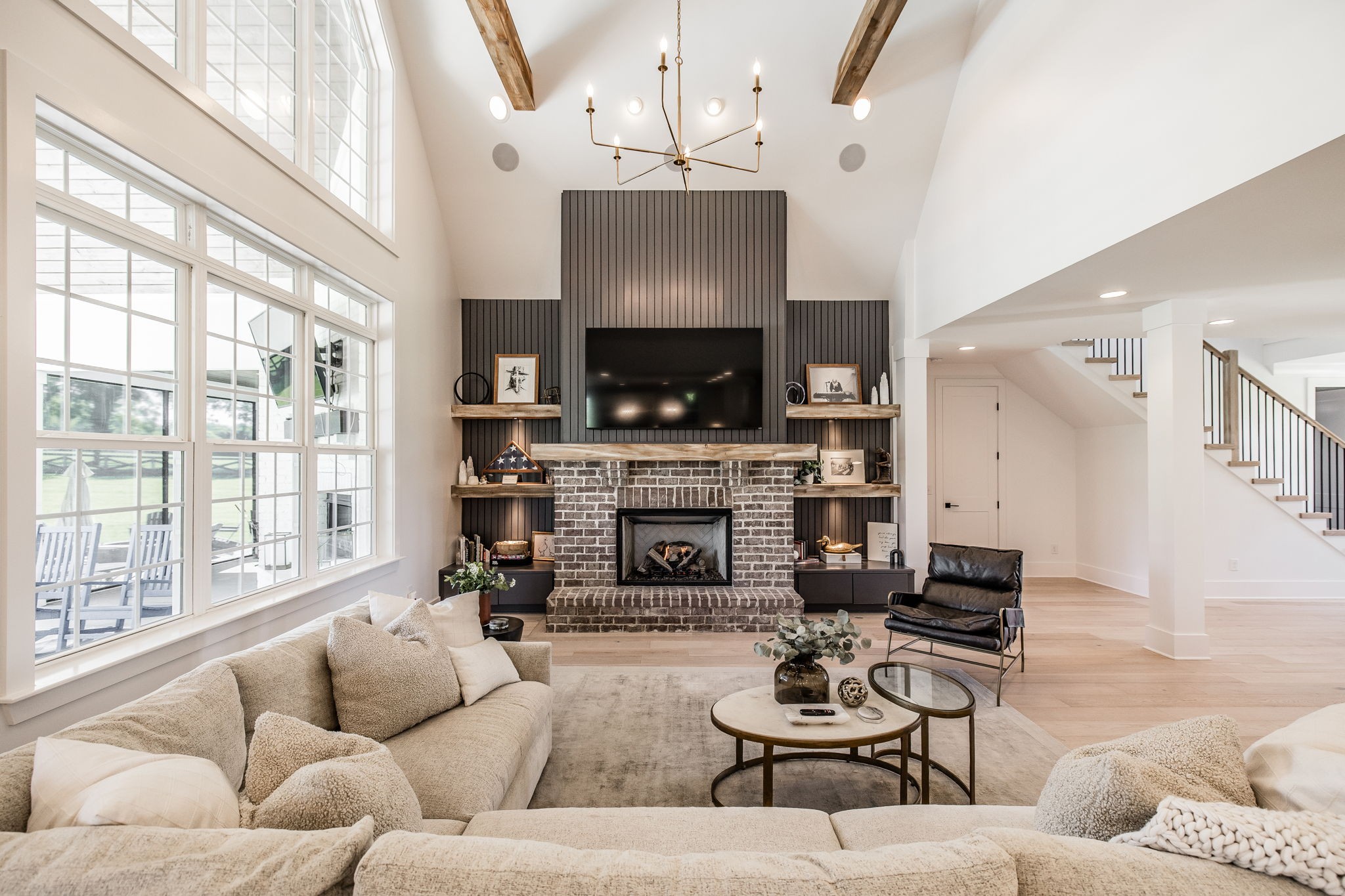 825B Douglas Bend Road