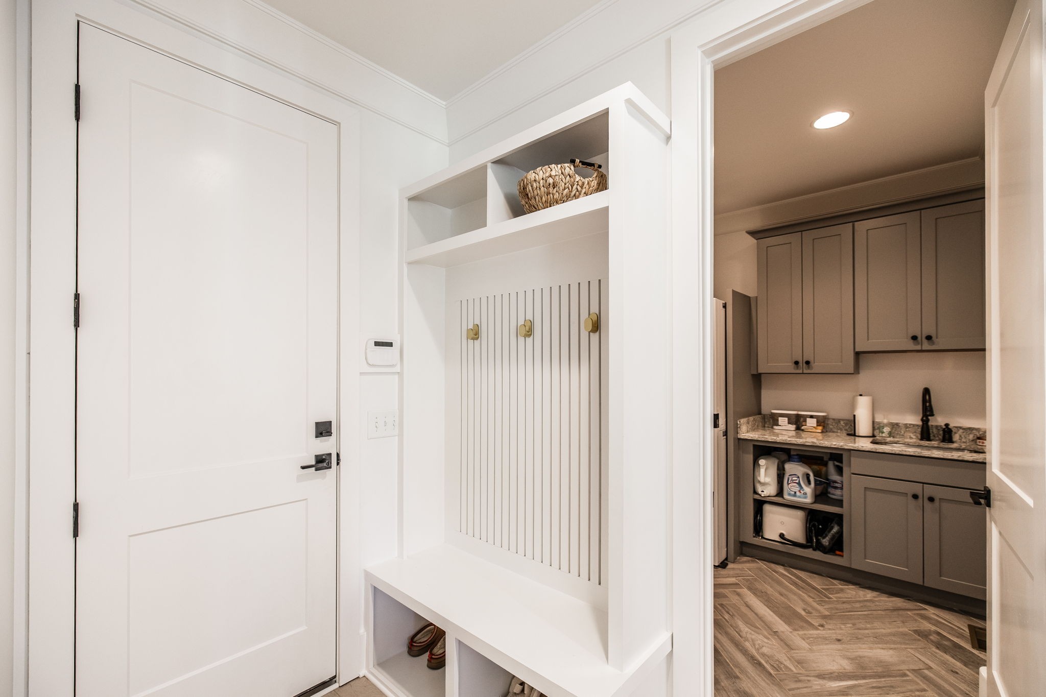 825B Douglas Bend Road