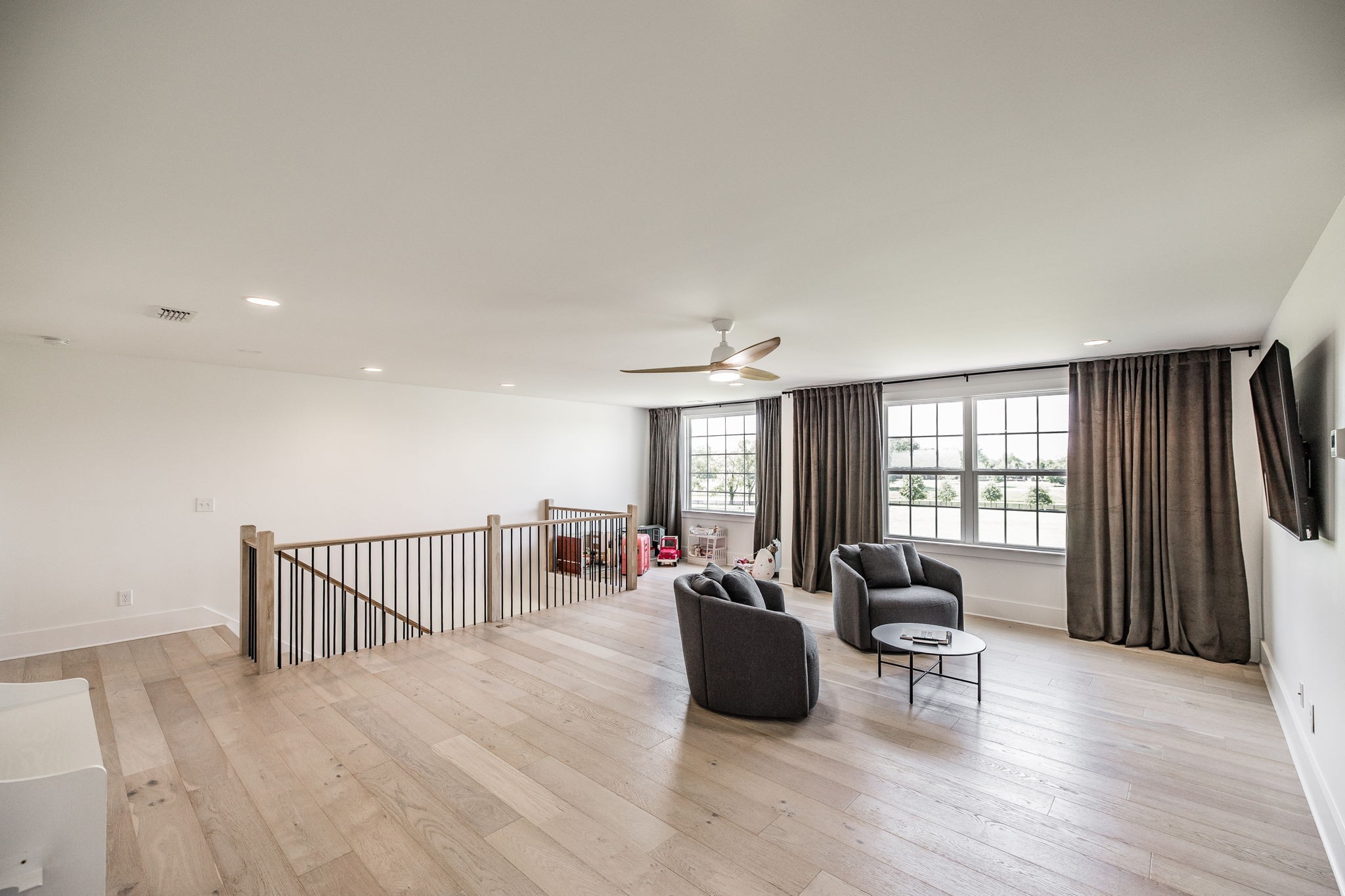 825B Douglas Bend Road
