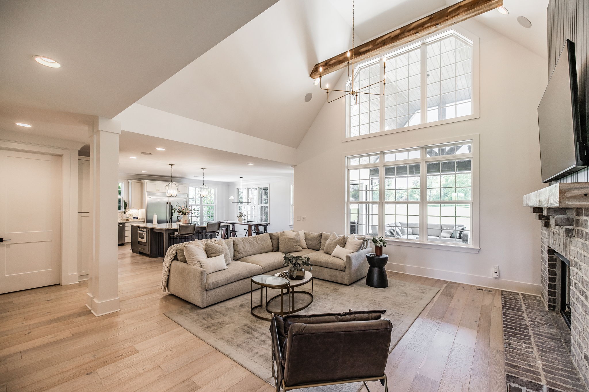825B Douglas Bend Road