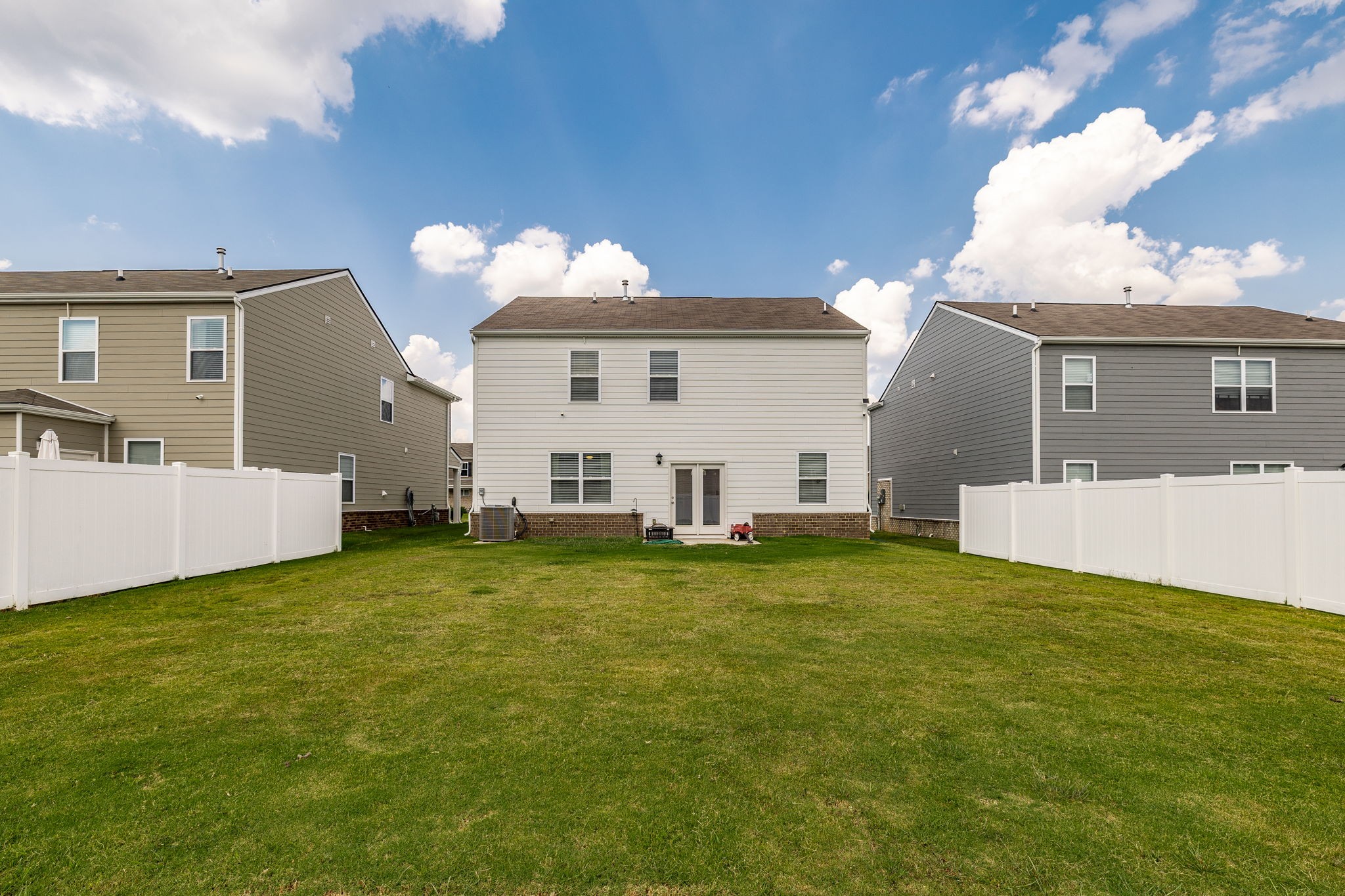 2293 Tate Farm Ln