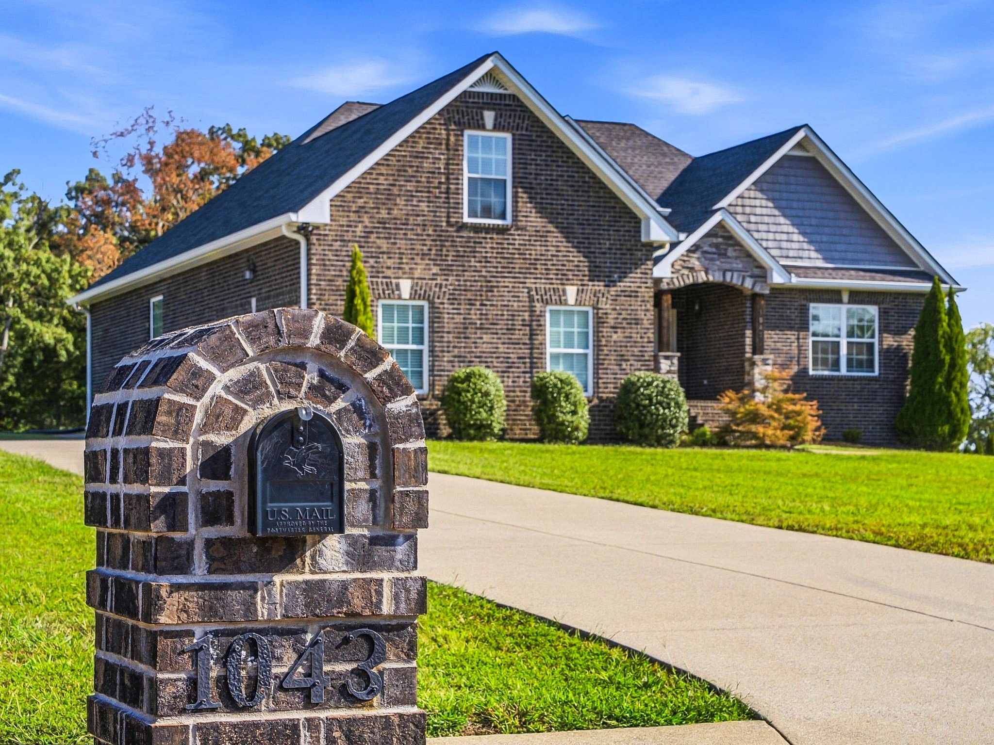 1043 Founders Ln