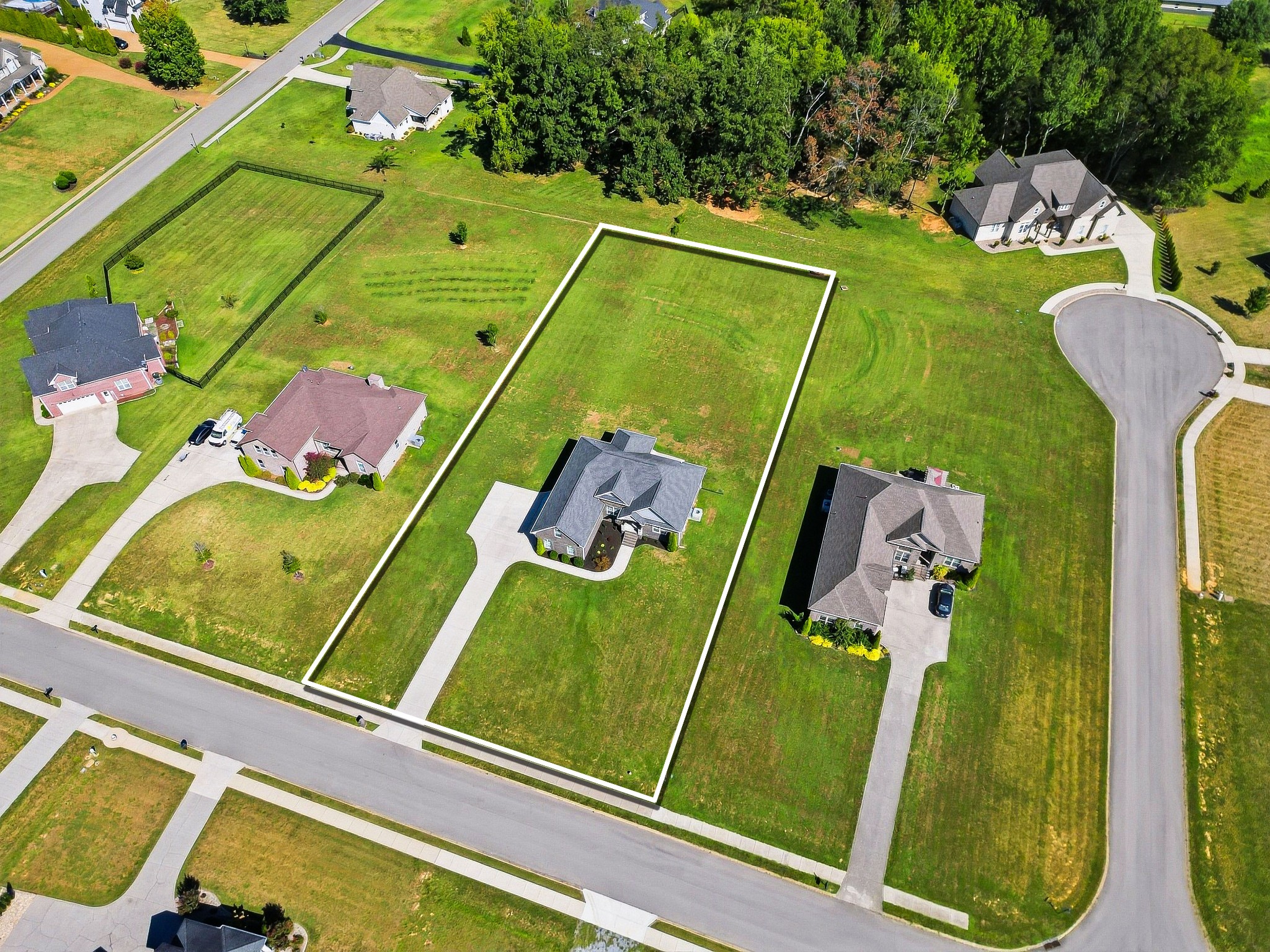 1043 Founders Ln