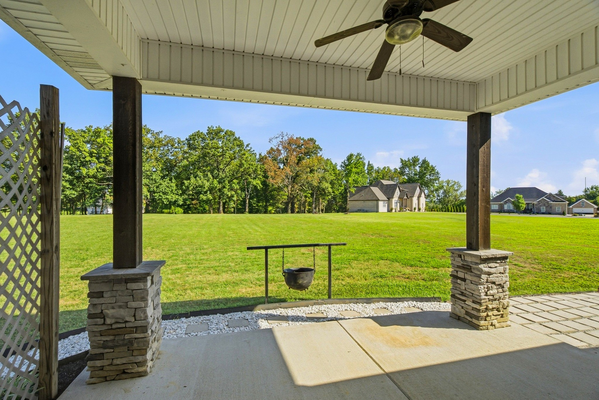 1043 Founders Ln