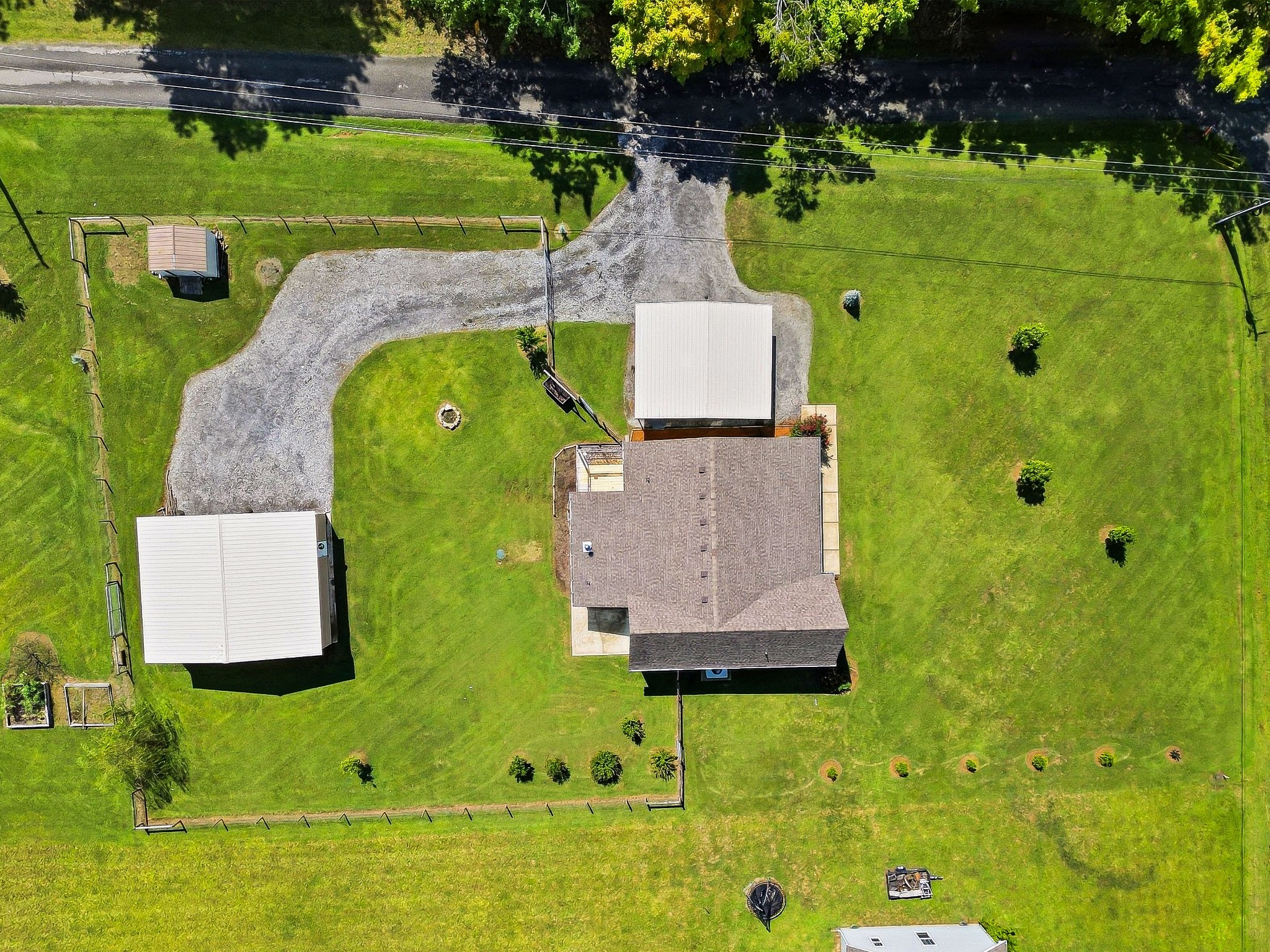 174 Dorris Ln