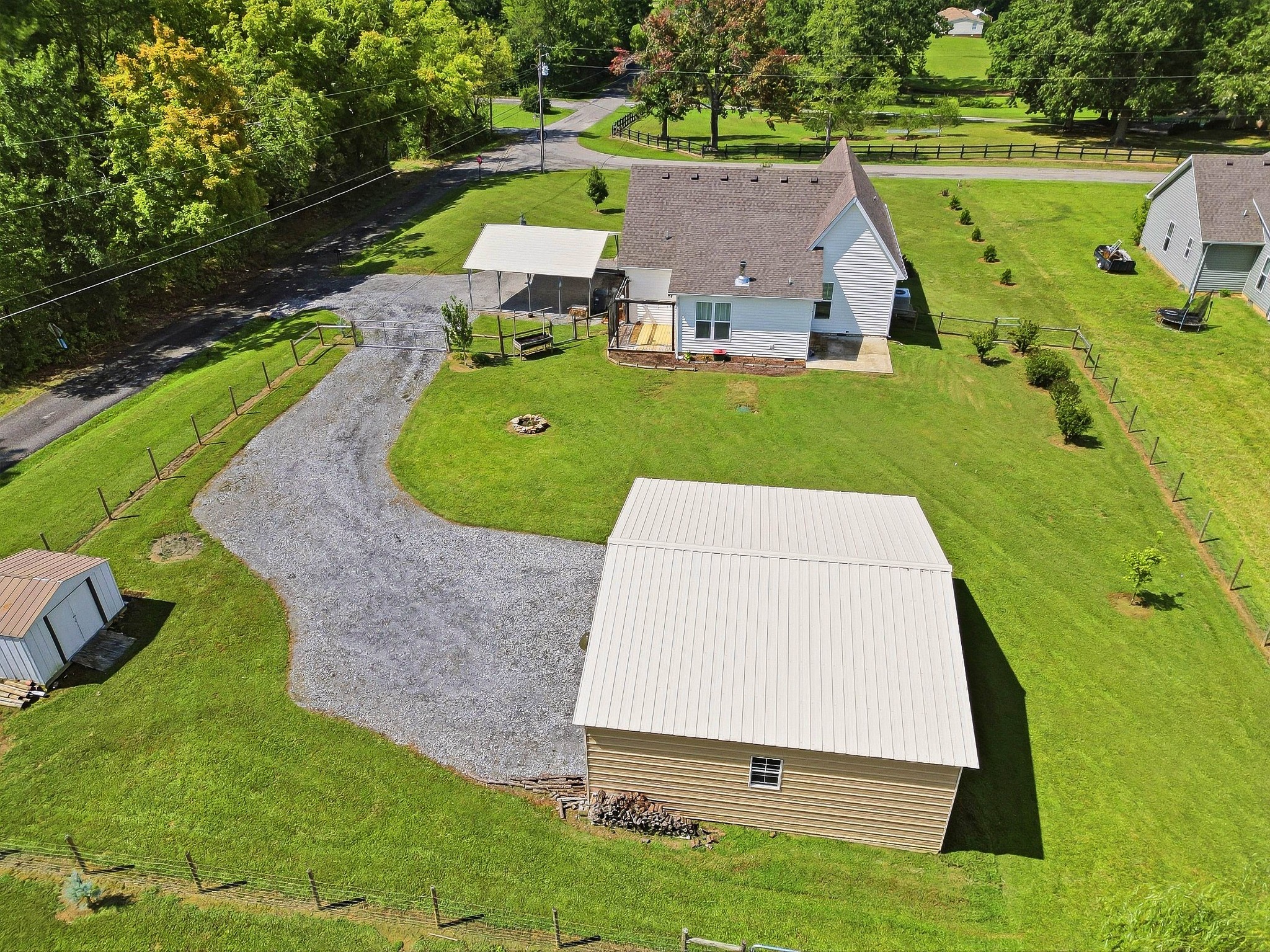 174 Dorris Ln
