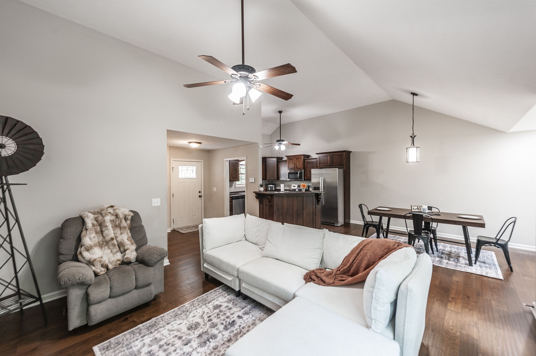 1028 Chris Dr