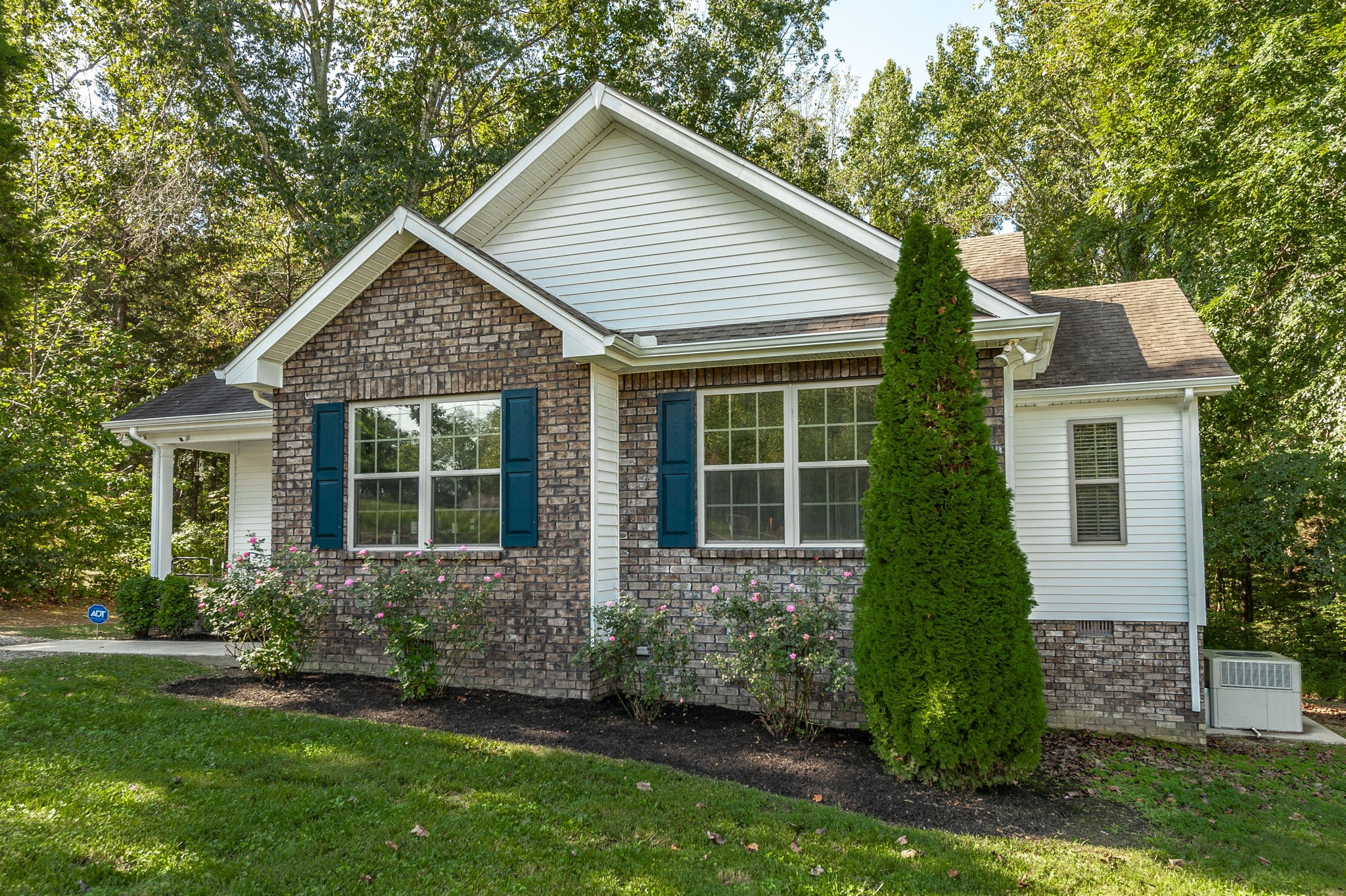 1028 Chris Dr