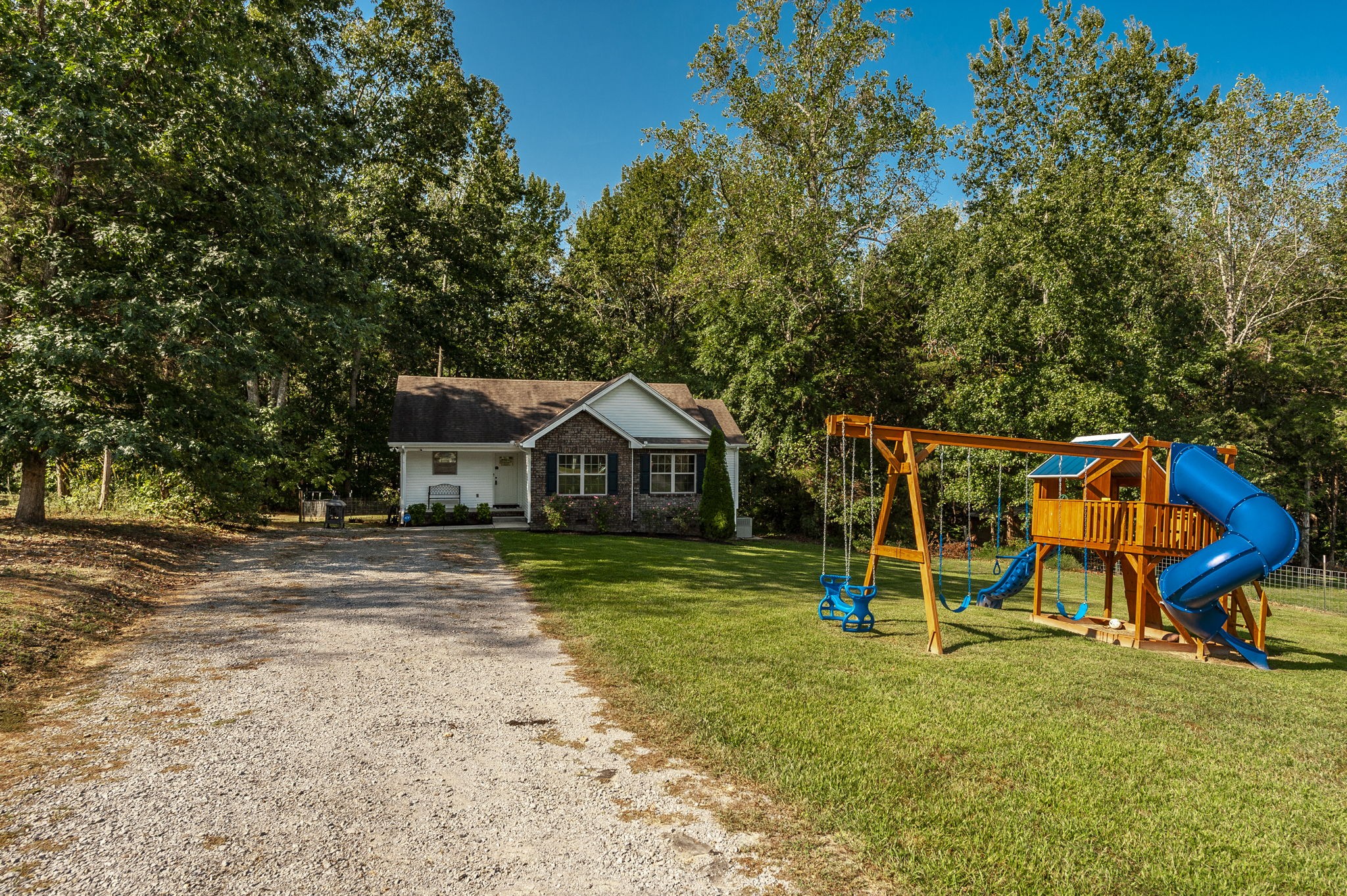 1028 Chris Dr