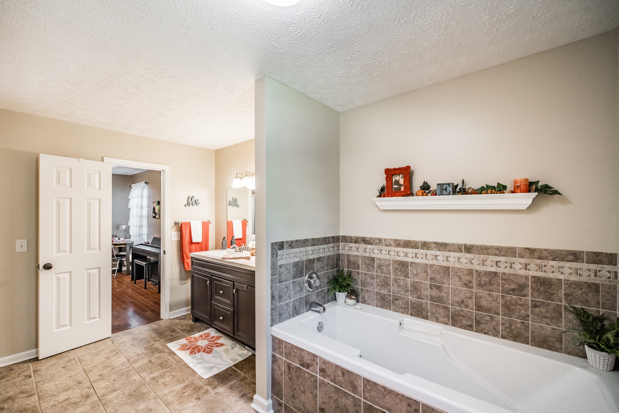307 Dorris Ct