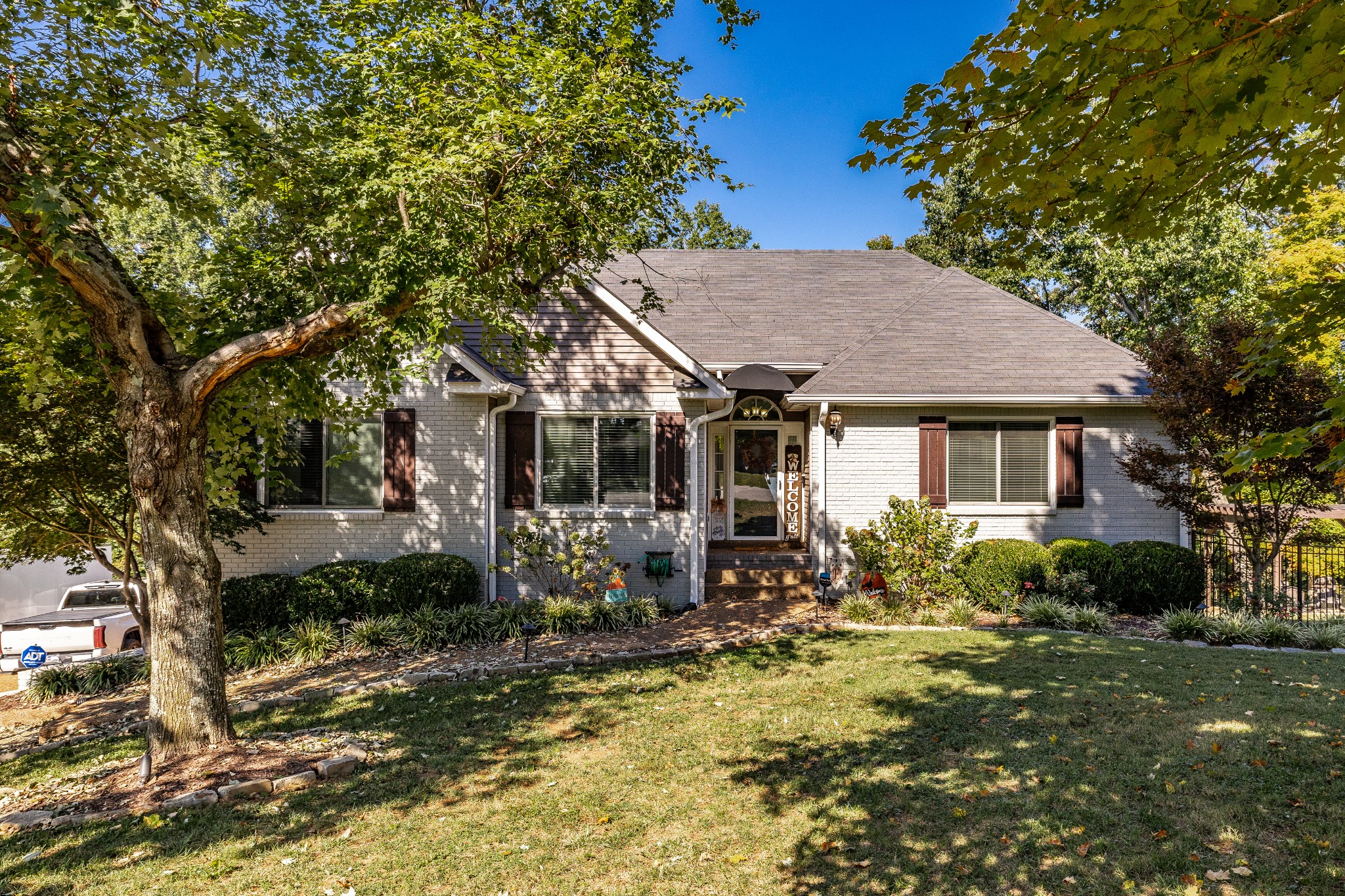 307 Dorris Ct Hendersonville Tn Us 37075 Rtc3618854