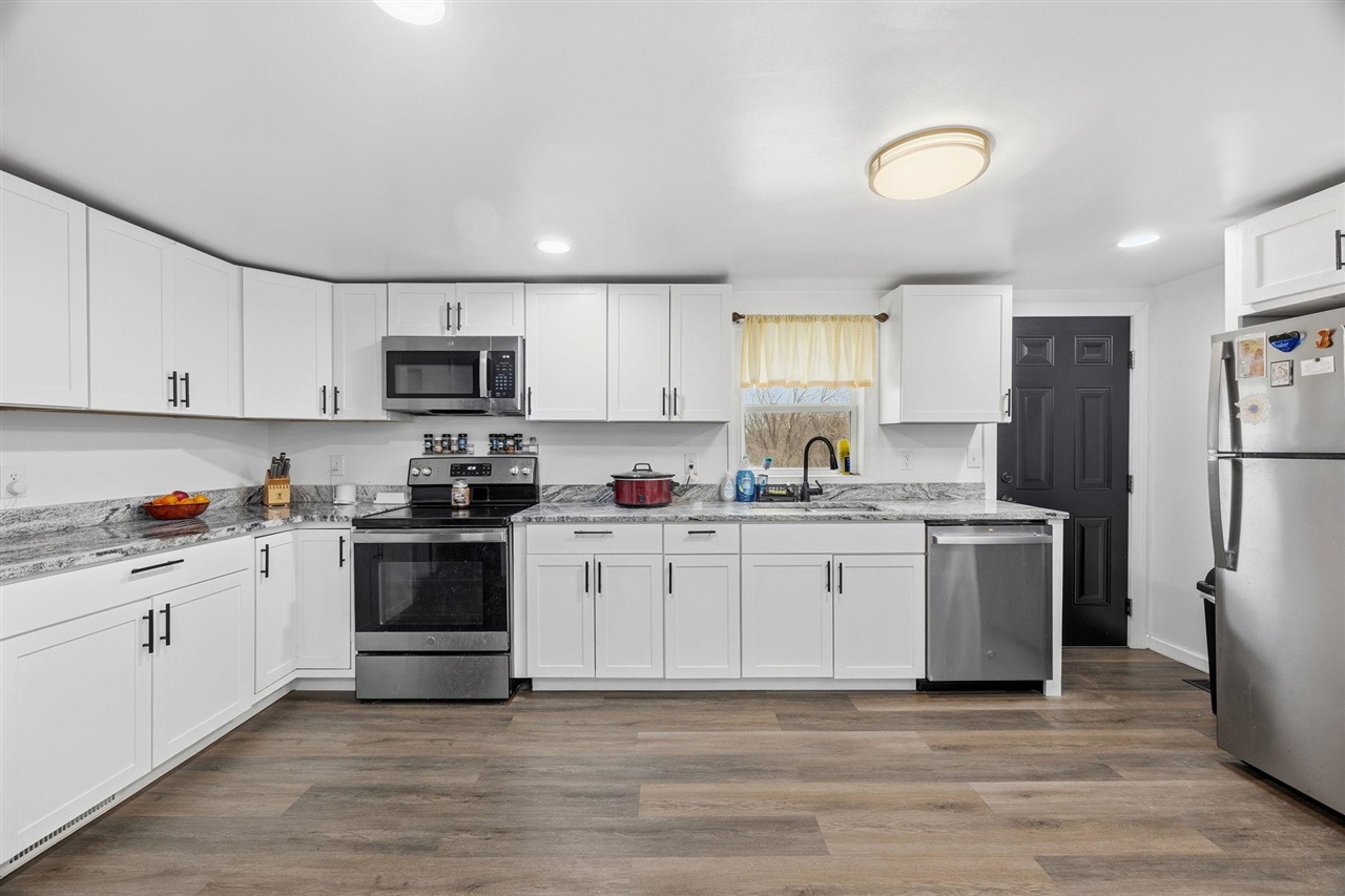201 Georgetown Lane