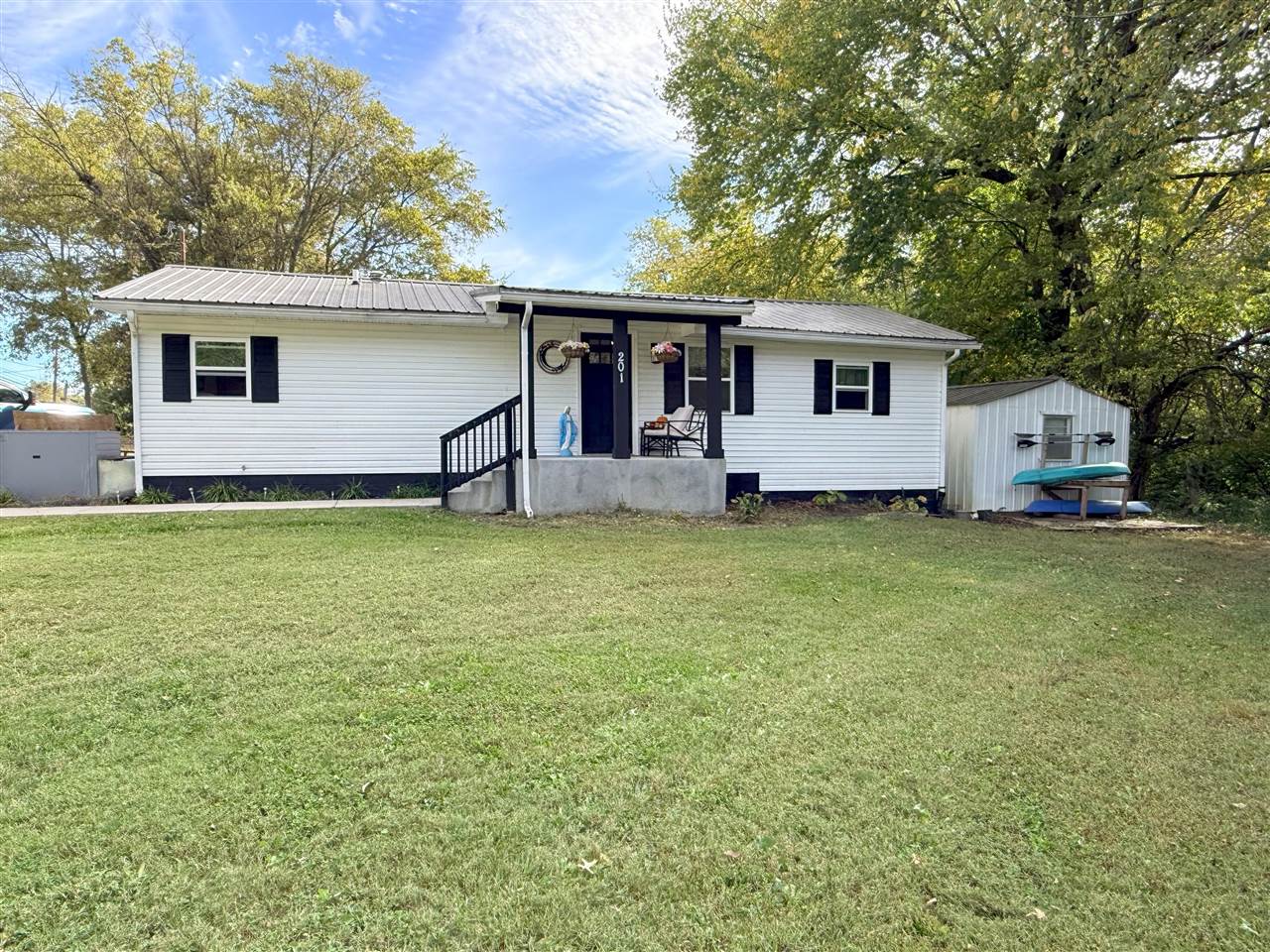 201 Georgetown Lane
