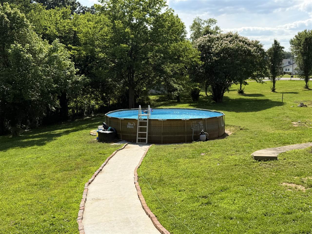 5331 Deer Lick Road