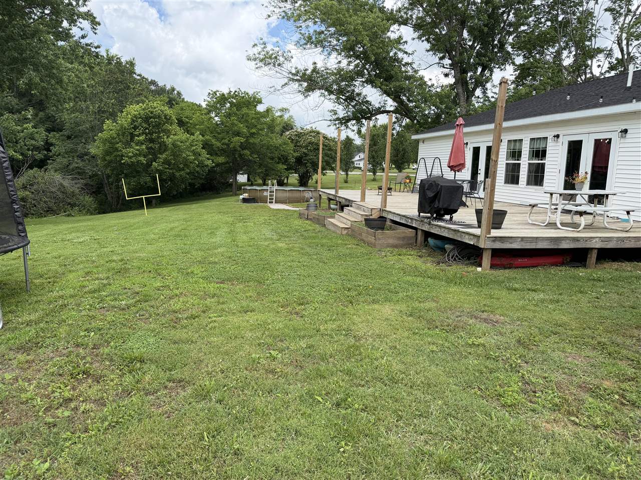 5331 Deer Lick Road