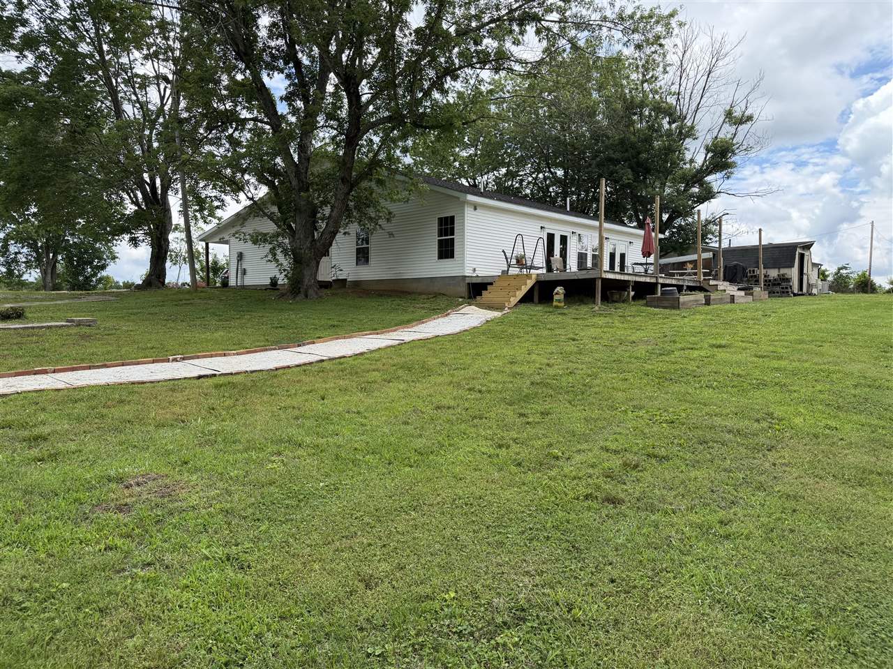 5331 Deer Lick Road
