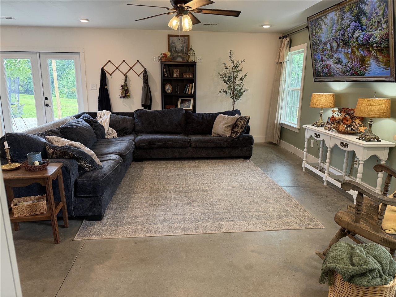 5331 Deer Lick Road
