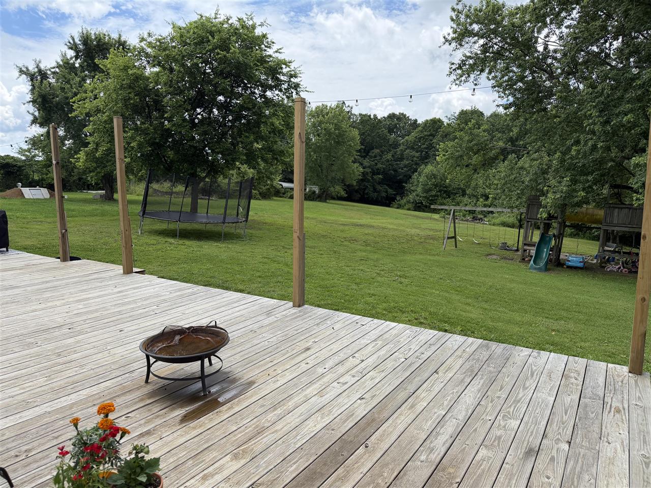 5331 Deer Lick Road