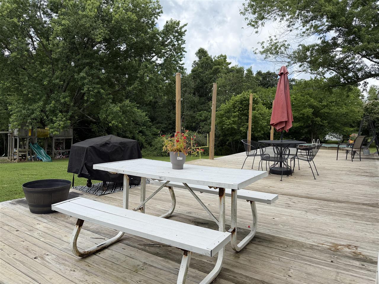 5331 Deer Lick Road
