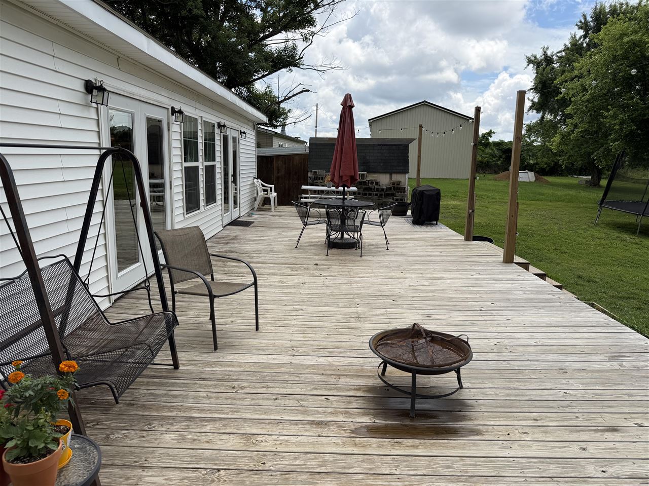 5331 Deer Lick Road